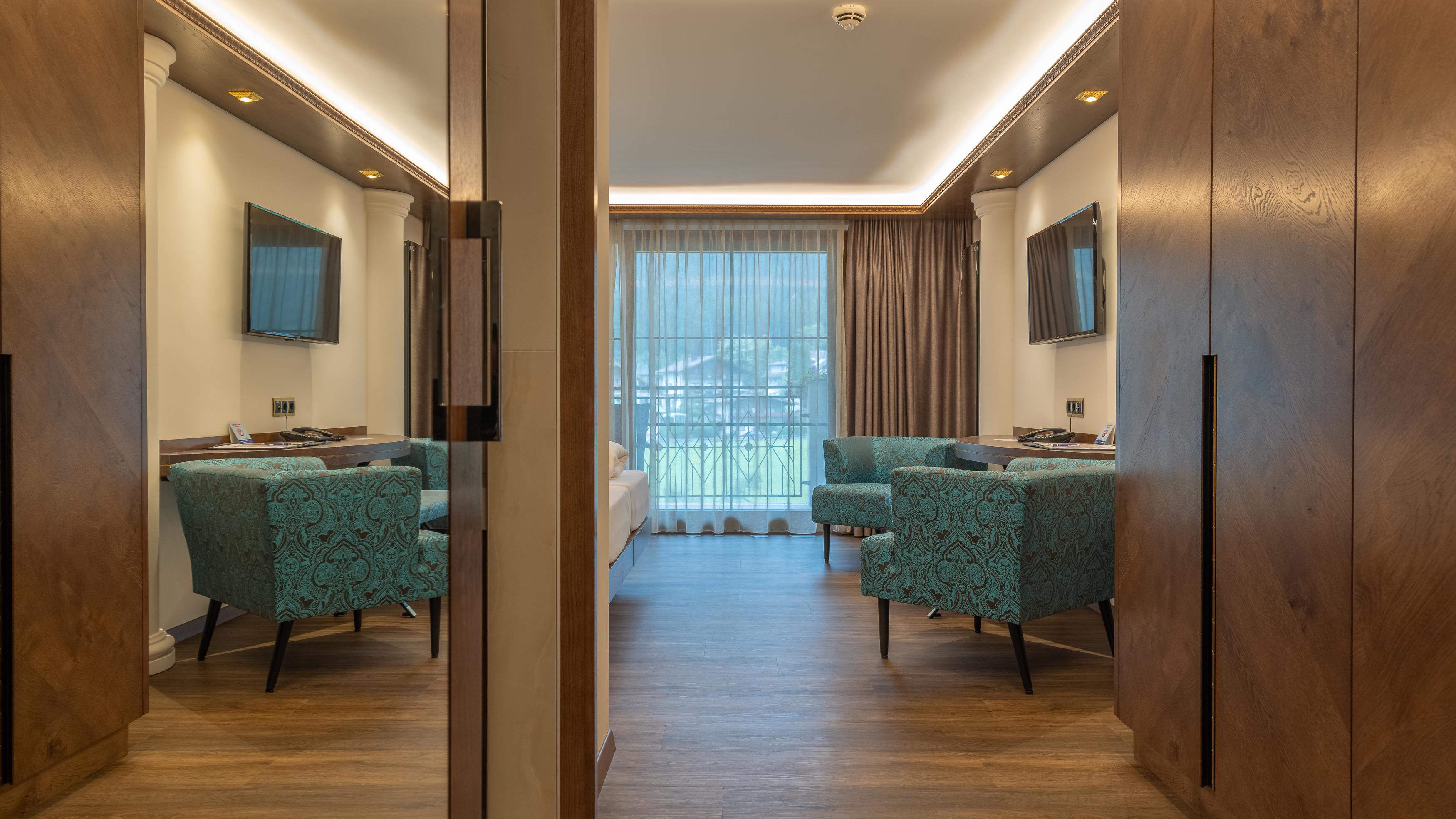 Sporthotel Strass slide 3