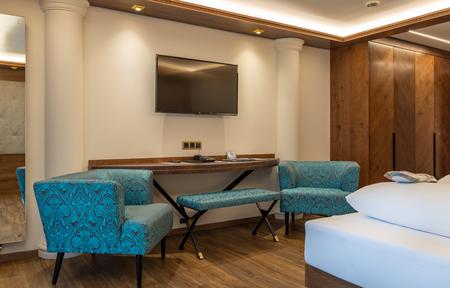 Sporthotel Strass slide 4