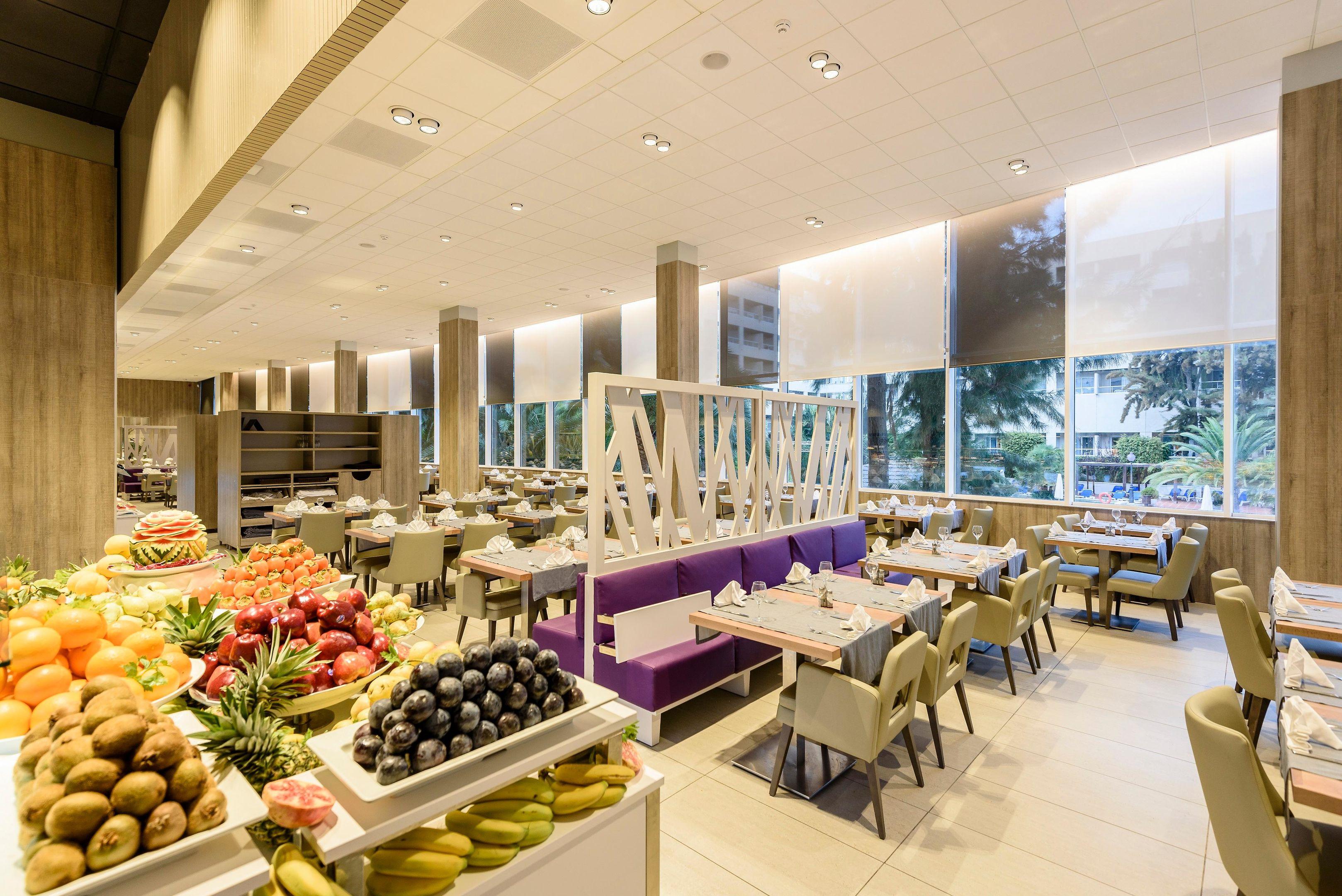 Hotel Estival Park Silmar slide 5