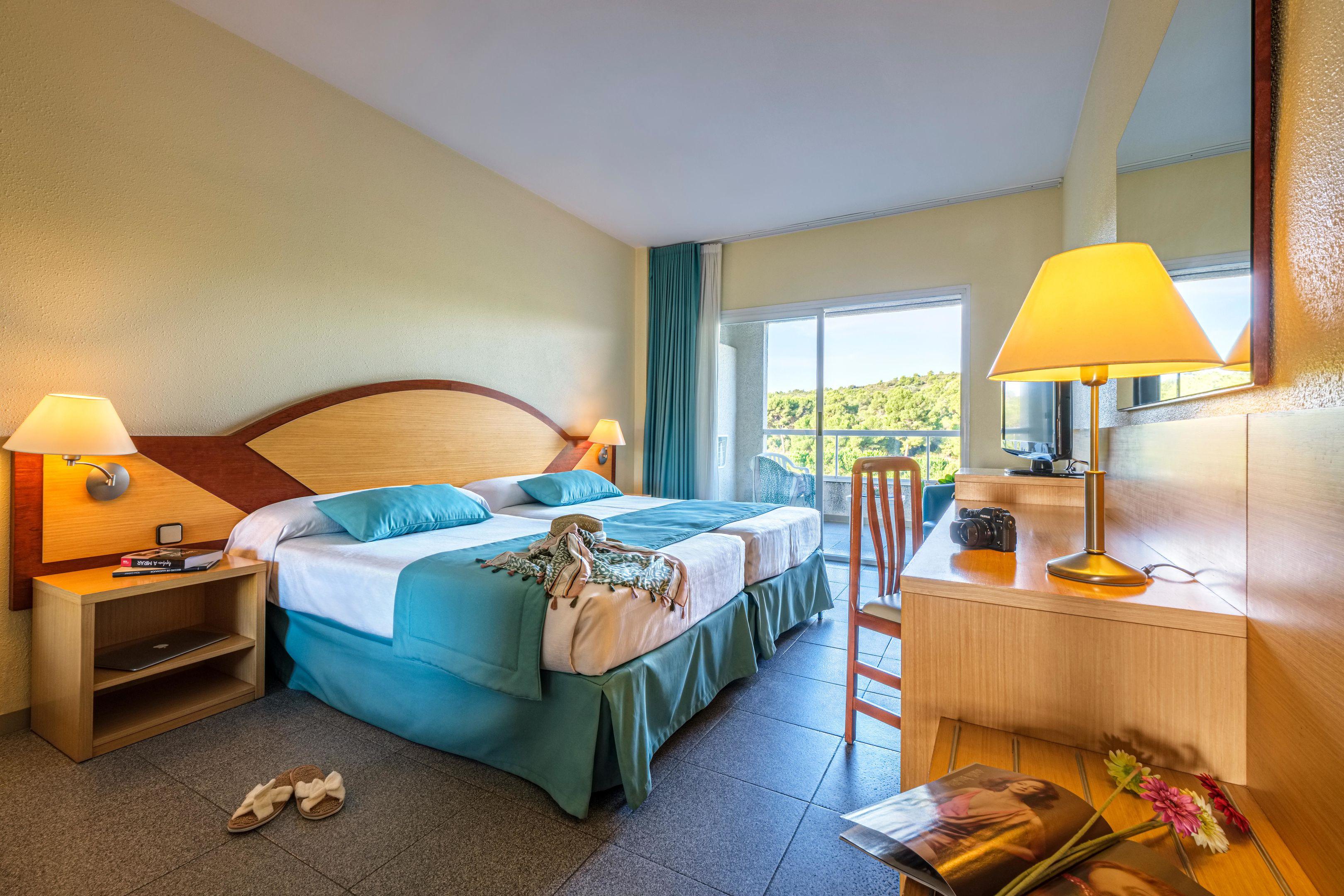 Hotel Estival Park Silmar slide 3