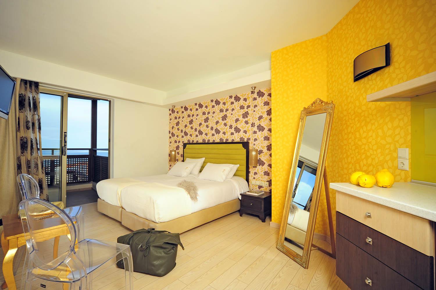 Steris Elegant Beach  slide 3