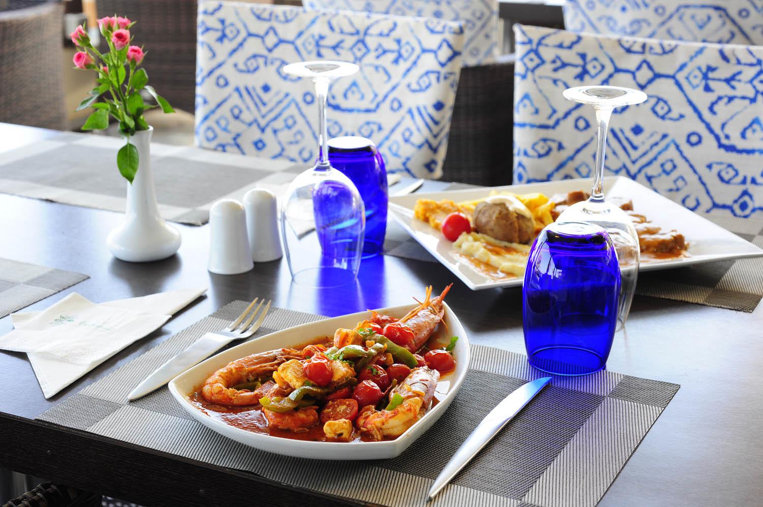 Steris Elegant Beach  slide 5