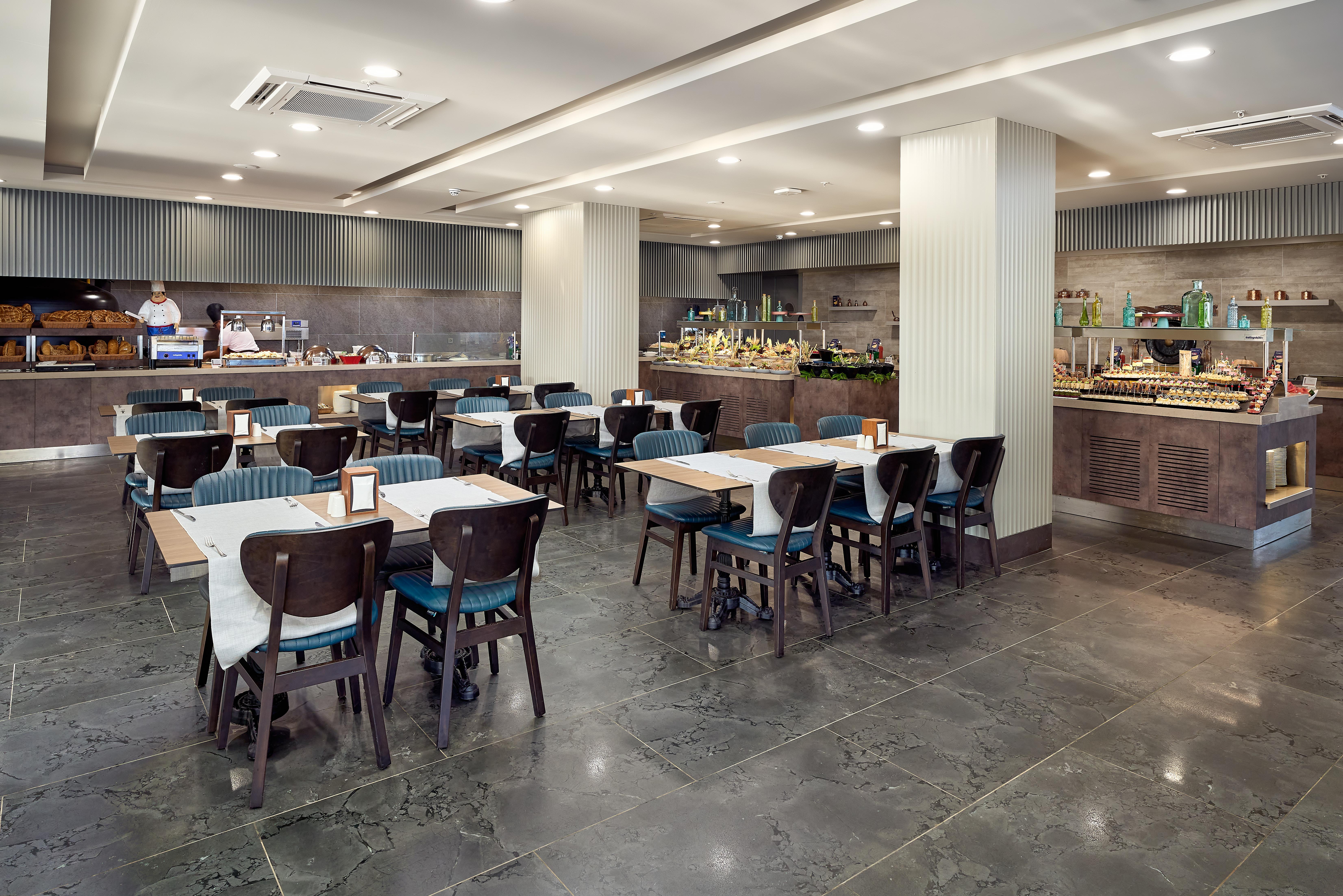 Hotel Elysee Rive slide 4