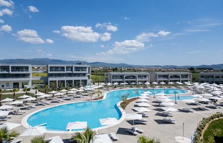 Hotel Blue Lagoon Queen slide 1