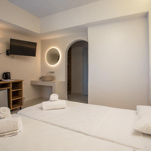 Nikos B&B - billede 2