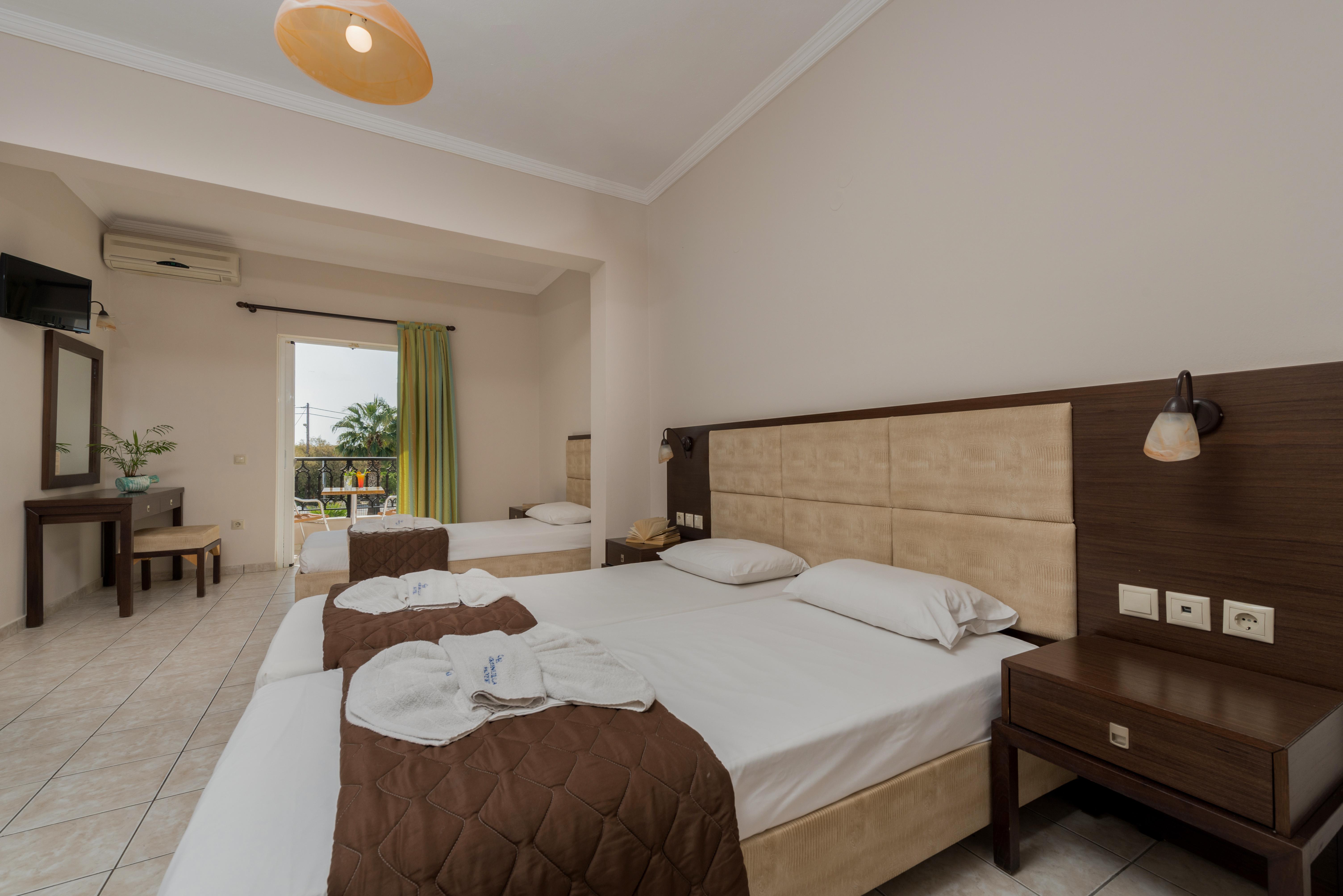 Hotel Cronulla slide 3