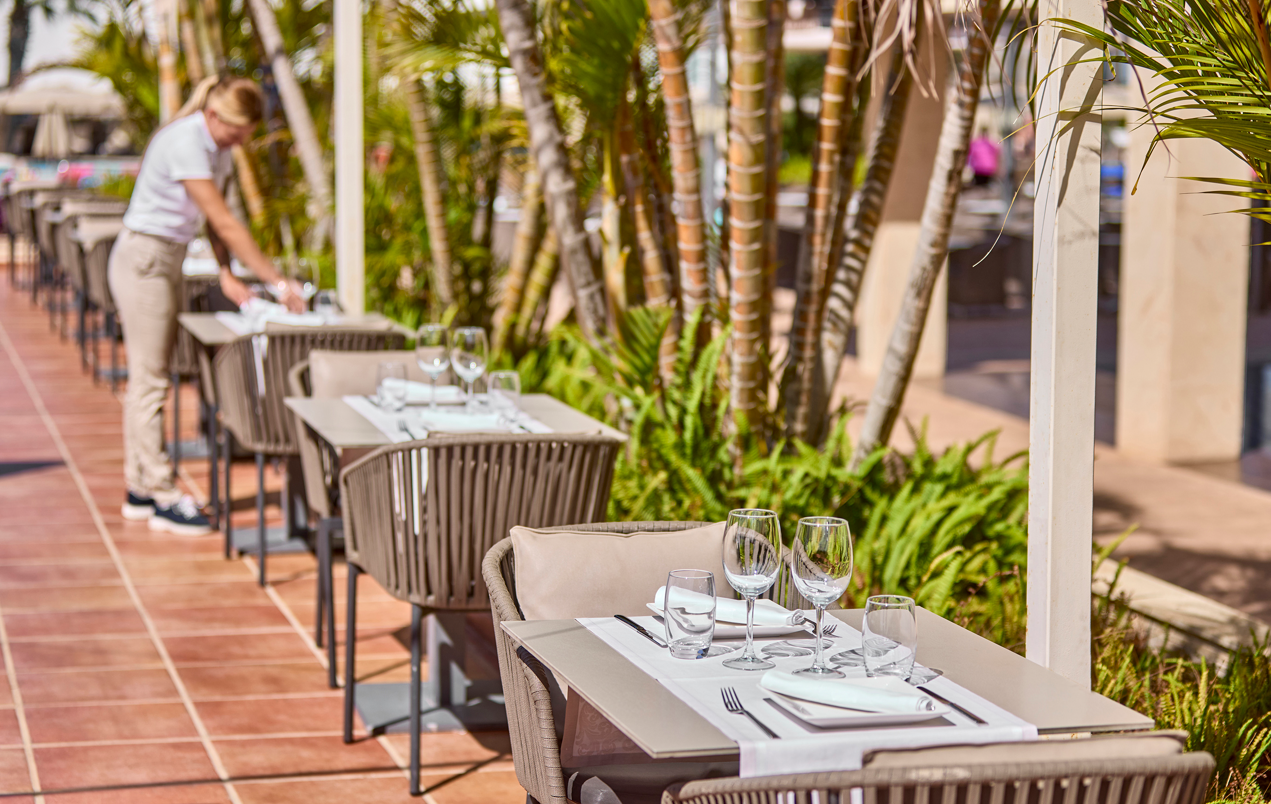 Hotel Zafiro Rey don Jaime slide 4