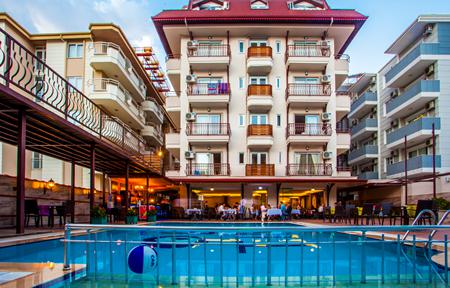 Hotel Oba Time slide 1