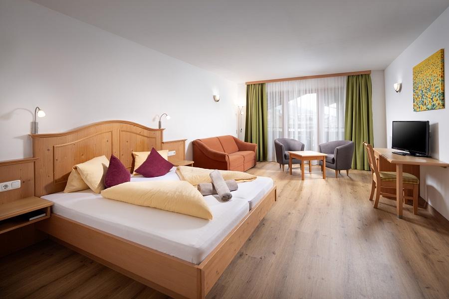 Hotel Köningsleiten Vital Alpin slide 2