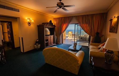 Hotel Villa Cortes slide 3