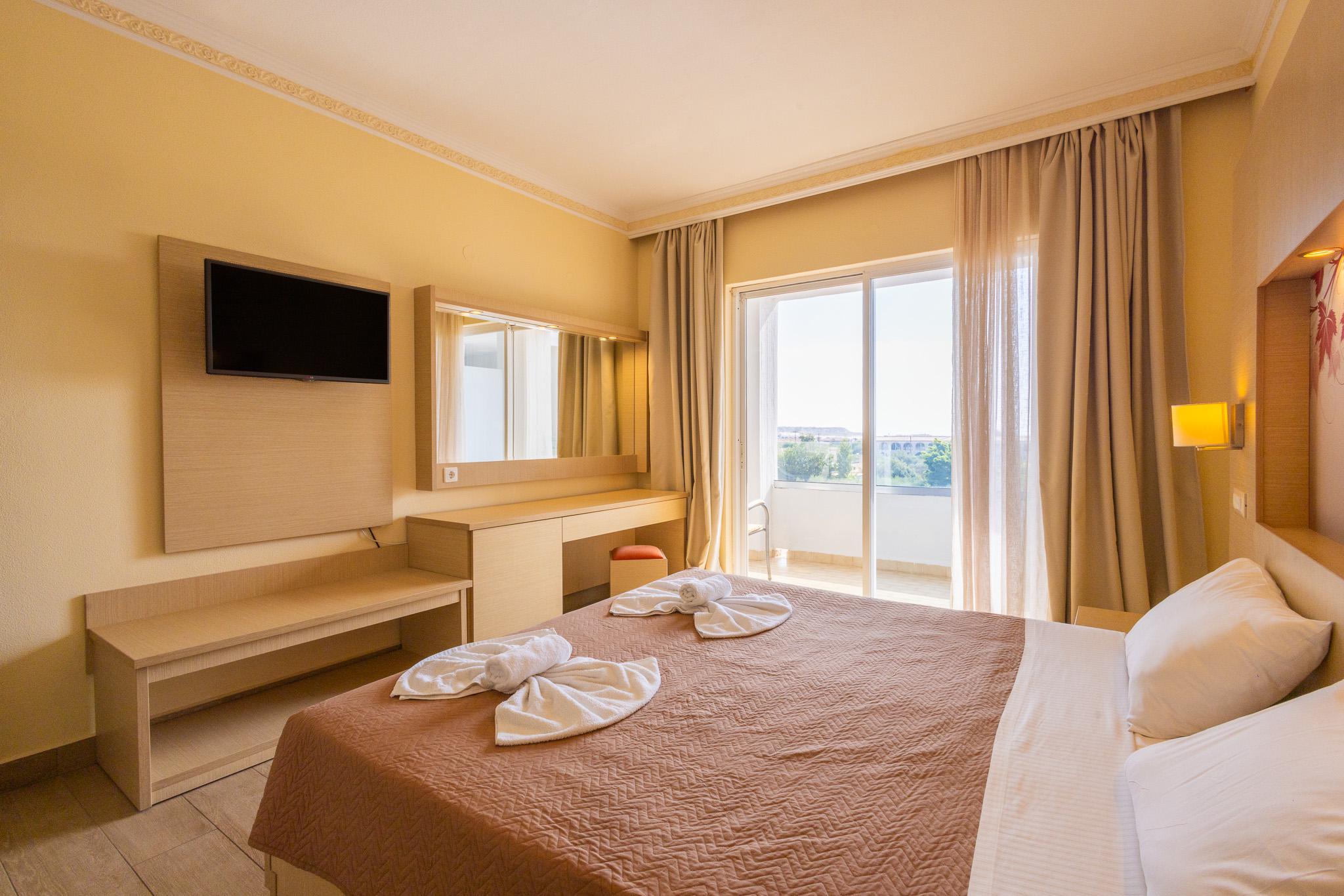 Hotel Marianna Palace slide 3