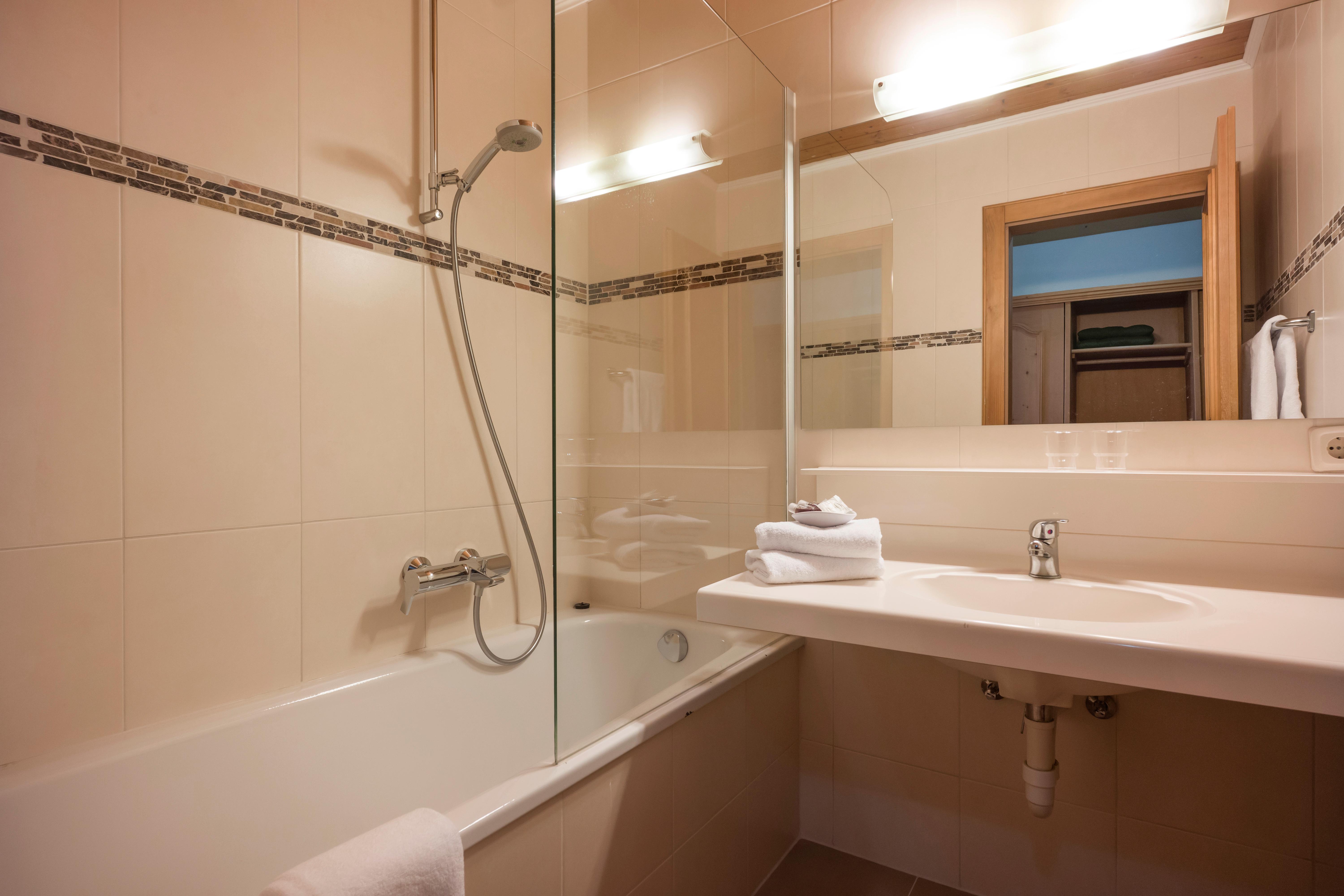 Garni Hotel Alpin slide 5