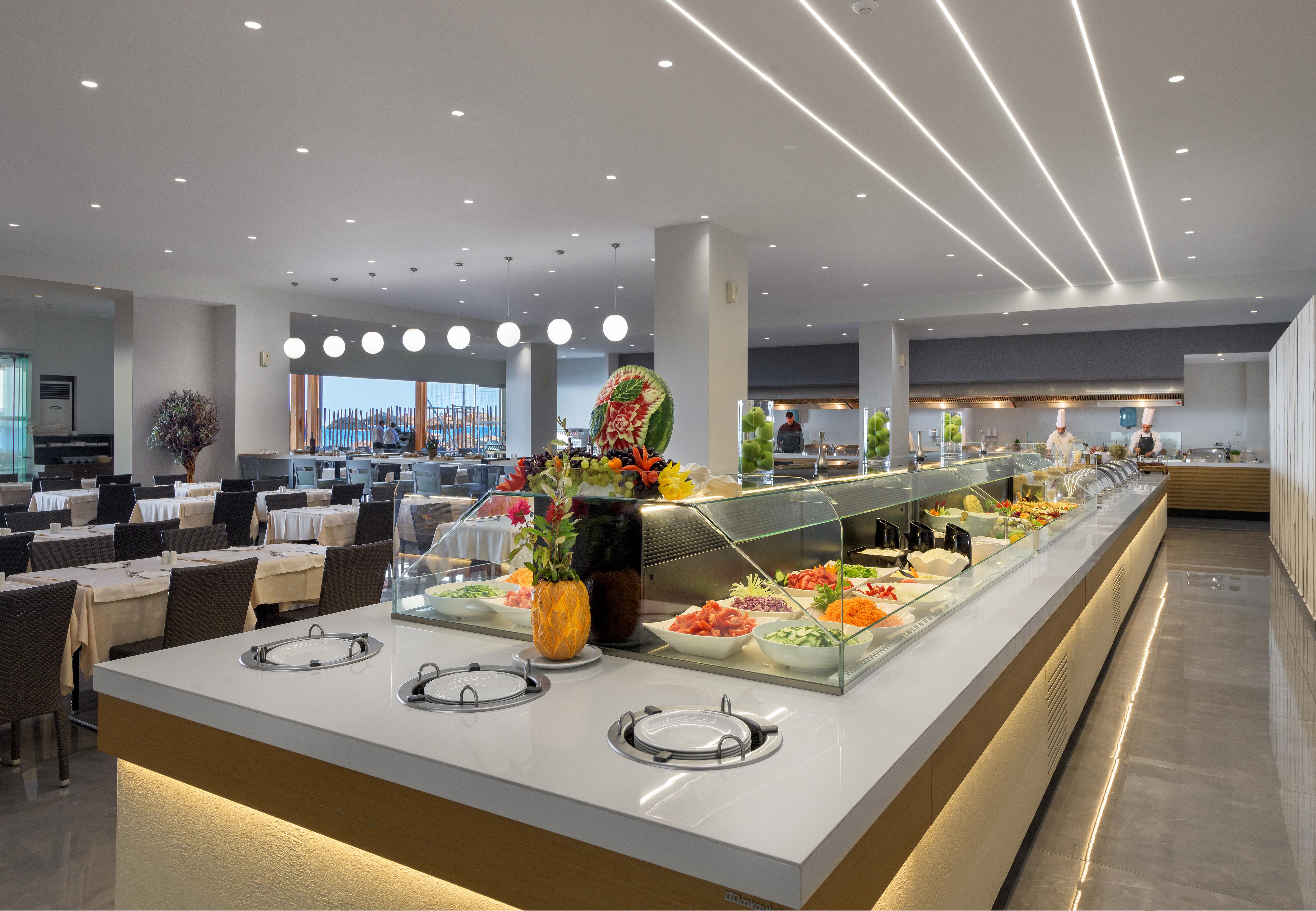 Hotel Avra Beach Resort slide 5