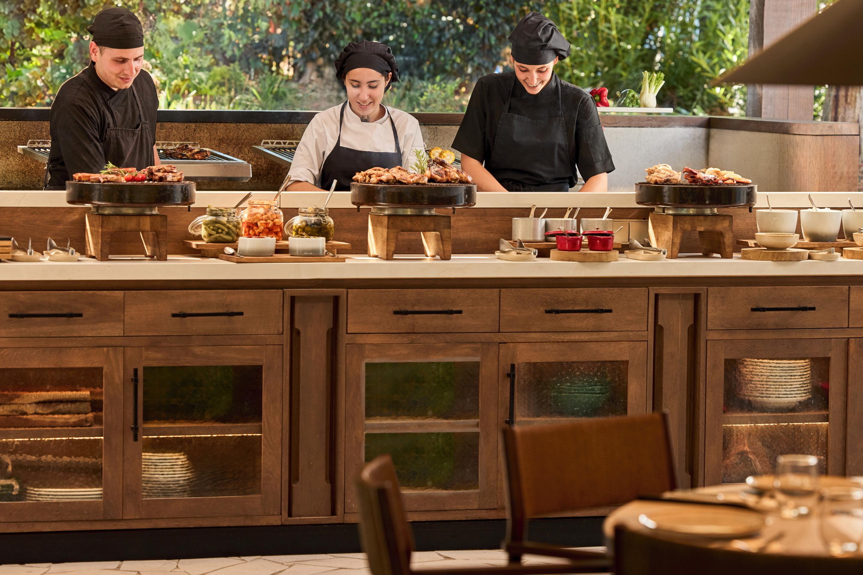 Ikos Porto Petro slide 5