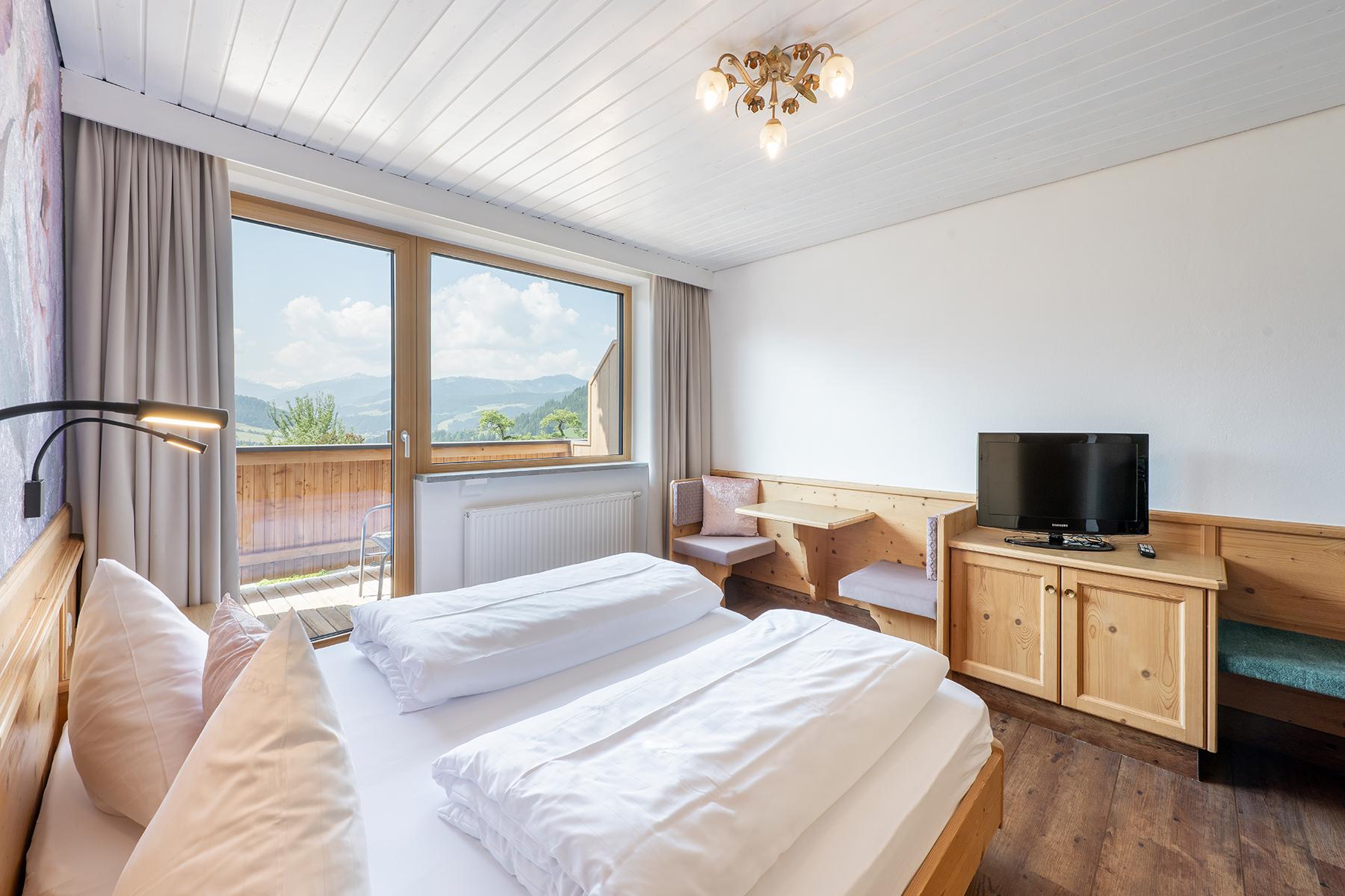 Hotel Alpenschlössl slide 2