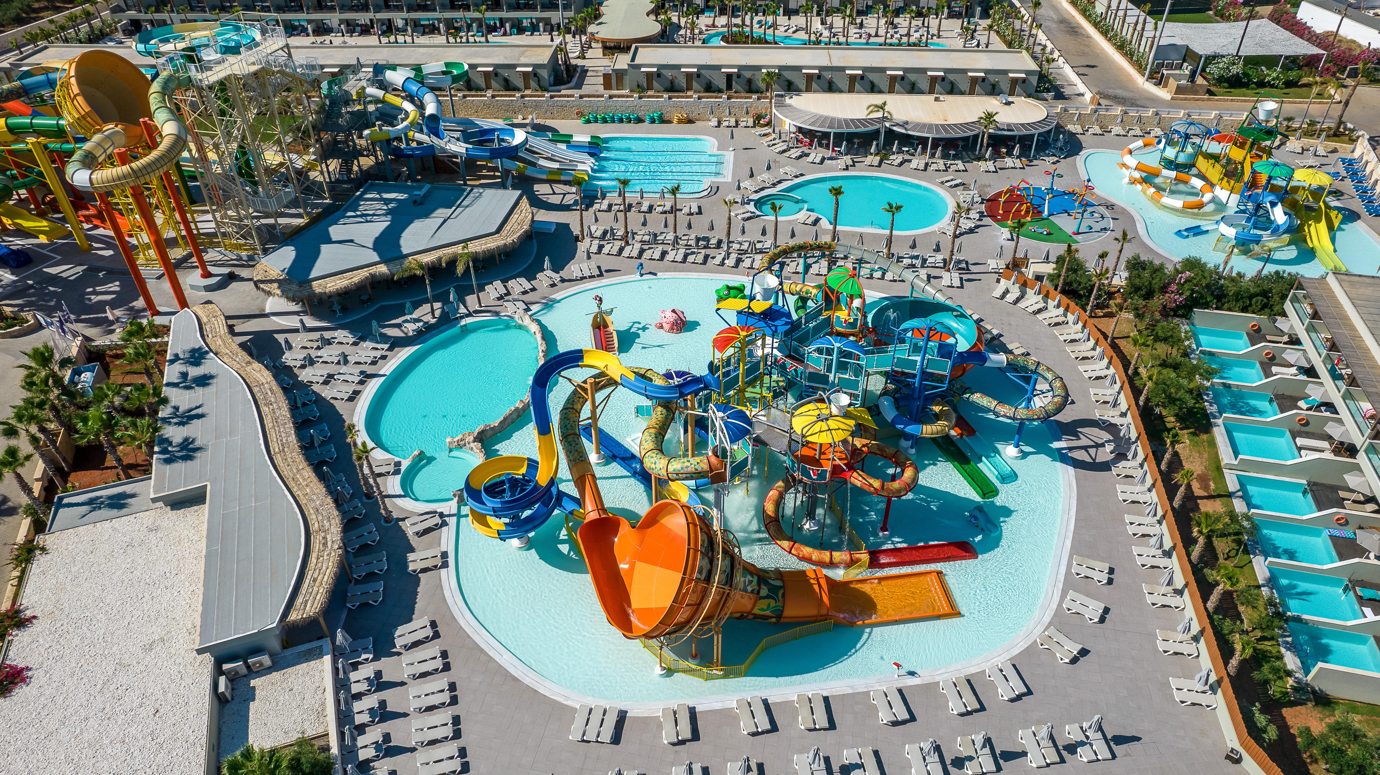 Stella Palace Aqua Park Resort  slide 3