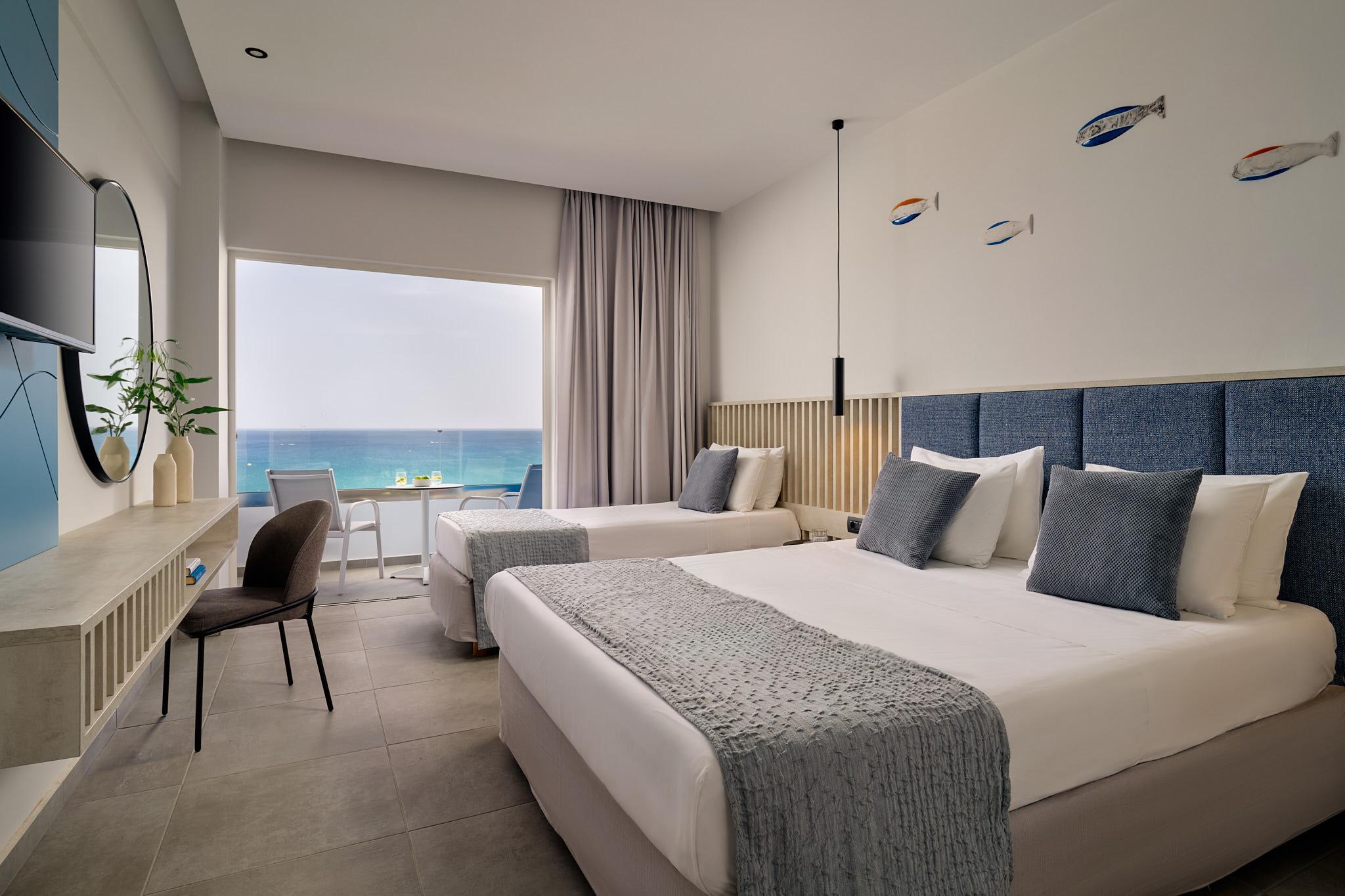 Hotel Blue Sea Beach slide 3