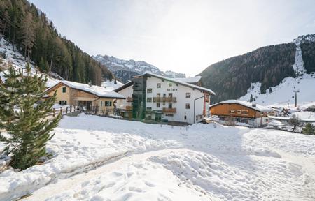 Hotel Solaia slide 1