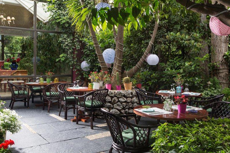 Hotel & Lejligheder Dionysos slide 3