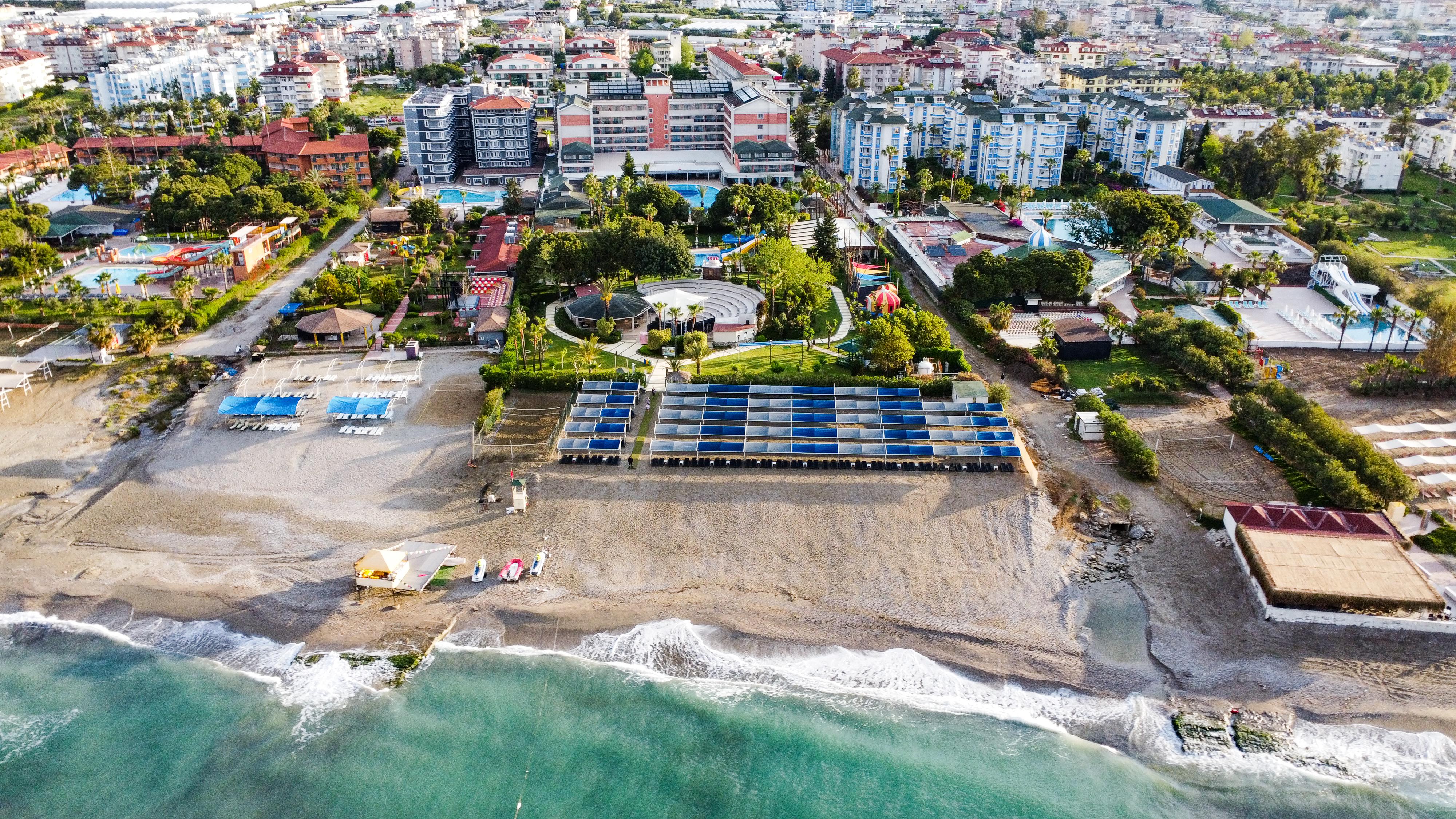 Hotel Insula Resort & Spa slide 2