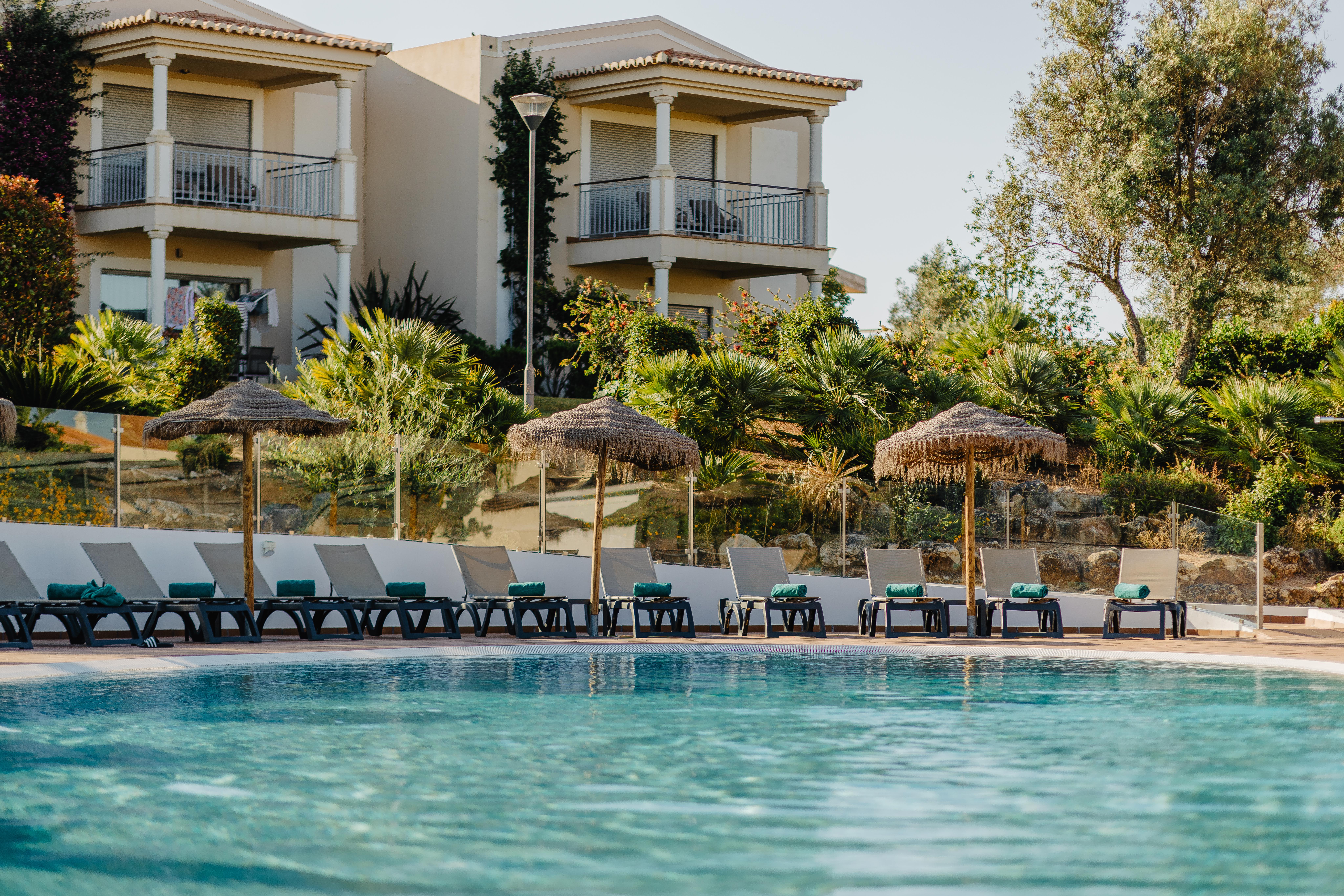 Vale da Lapa Village Resort - inklusive lejebil