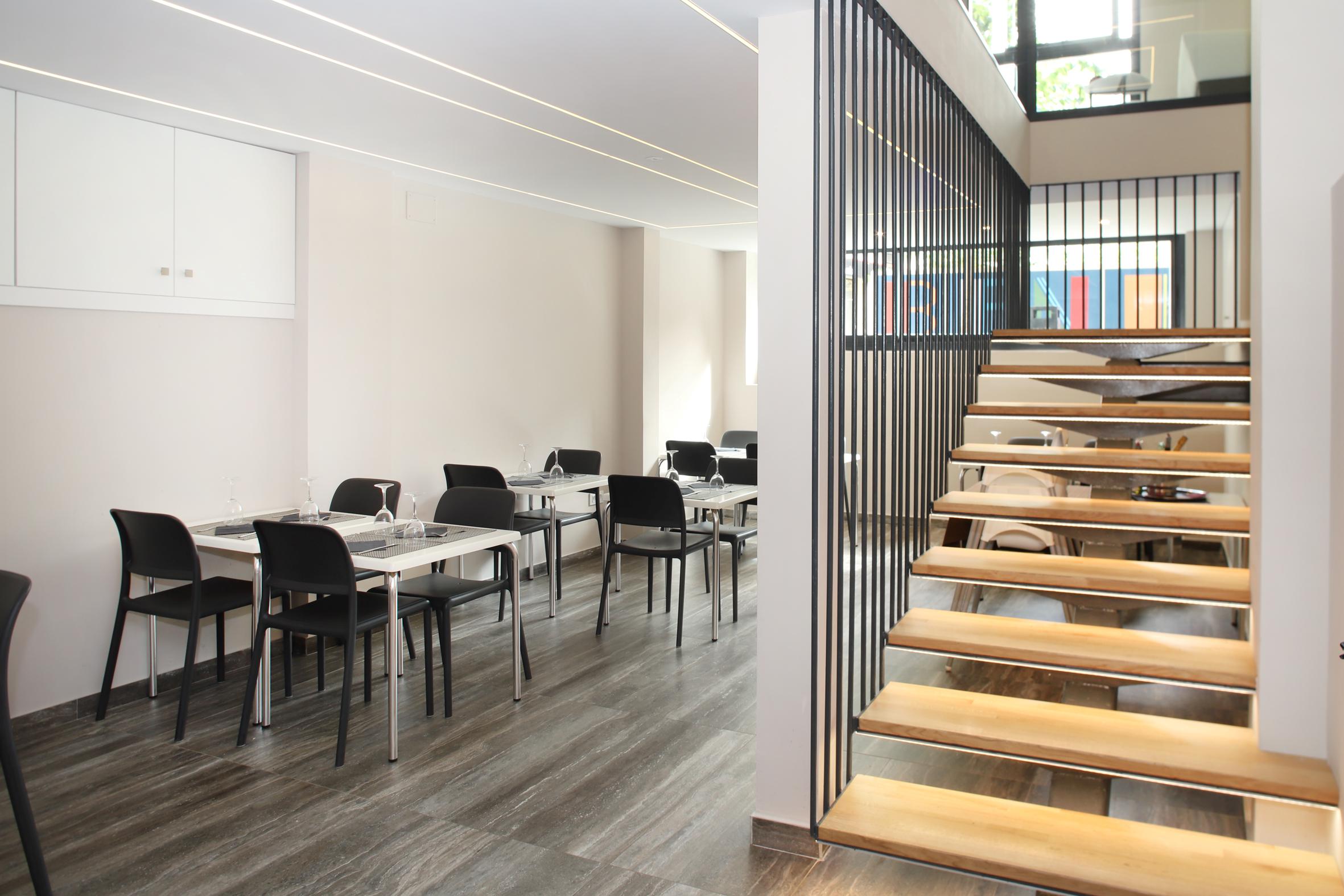 Hotel Alameda slide 5