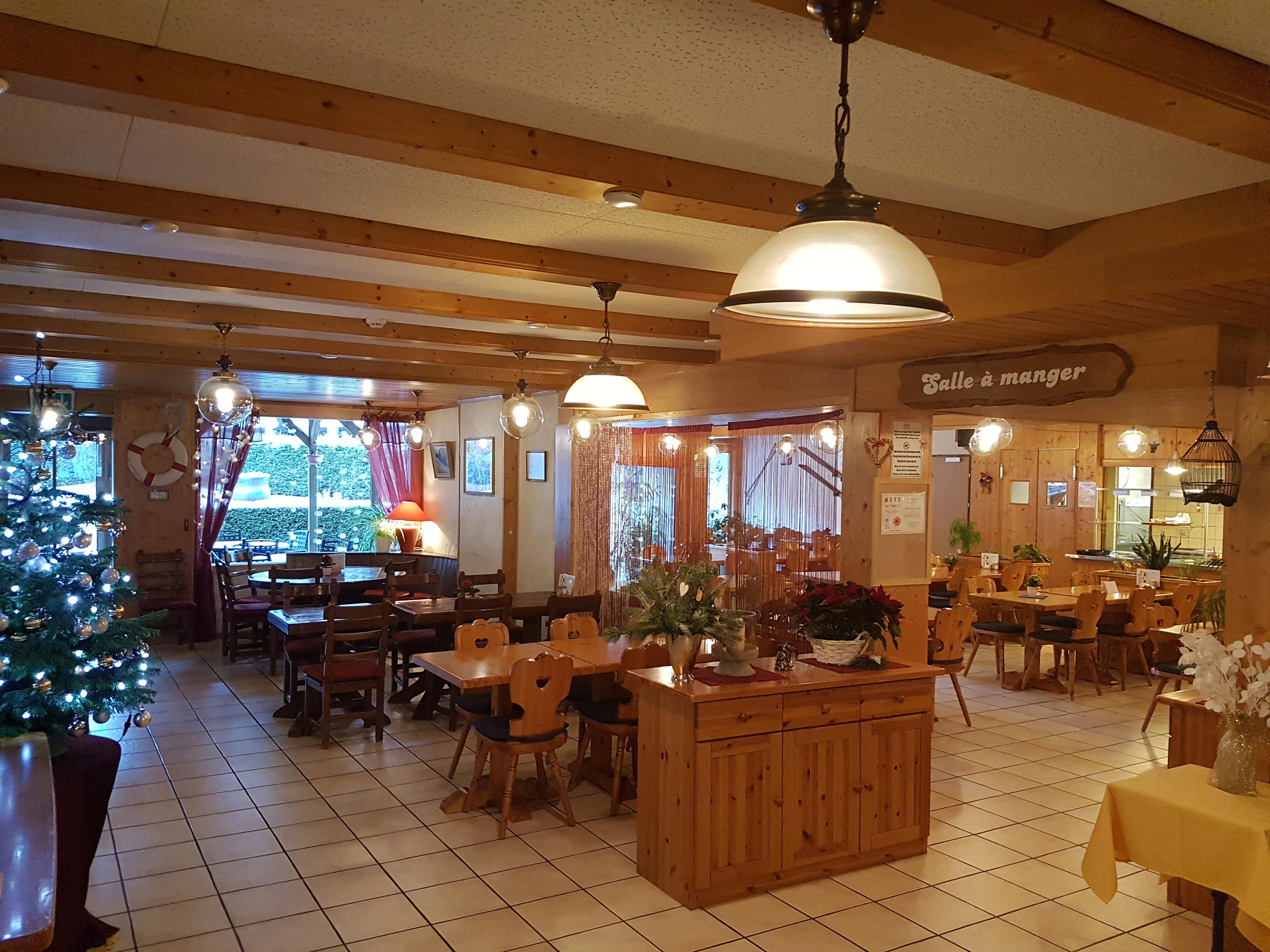 Hotel Les Sources slide 5