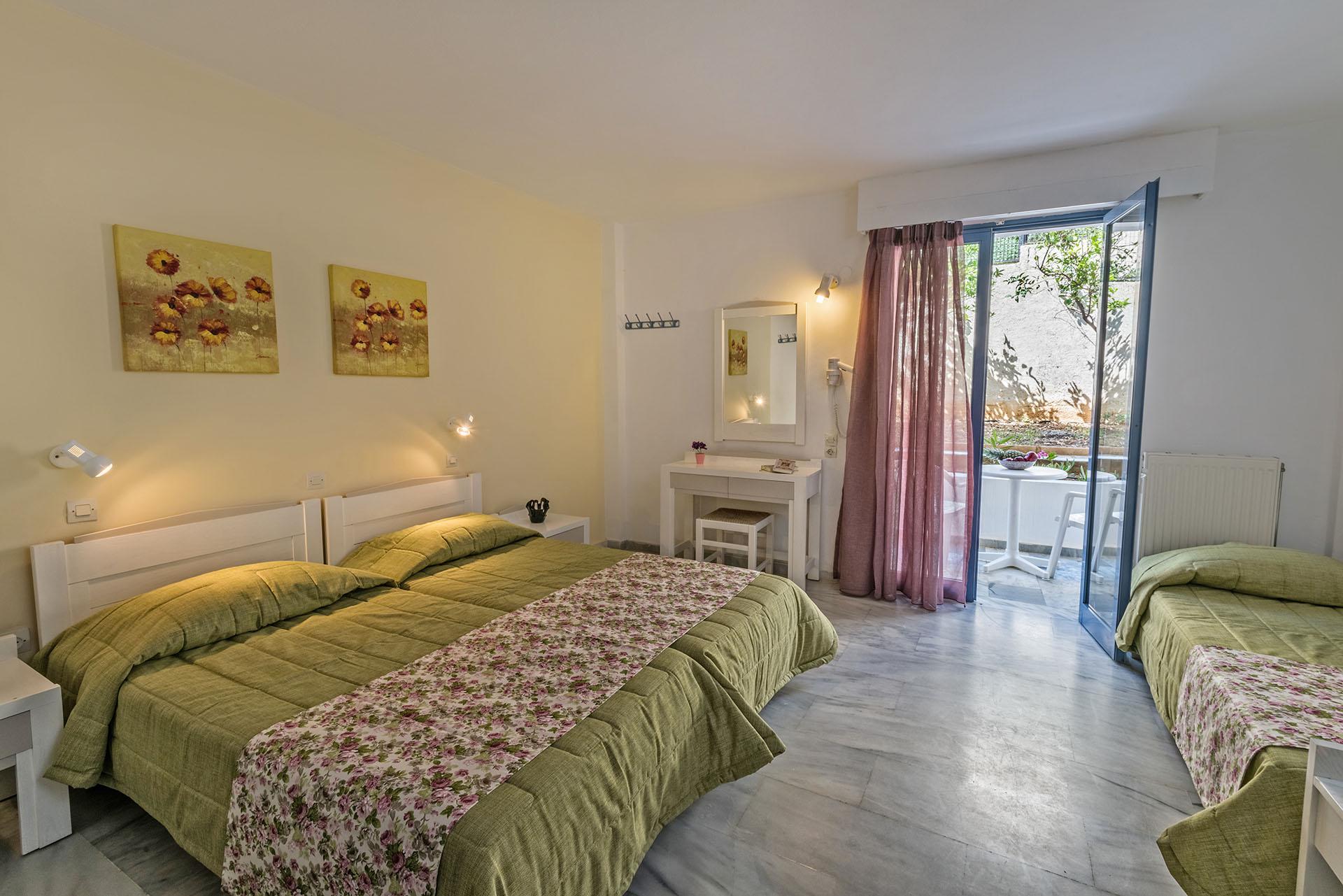 Lejlighedshotel Ariadne slide 2