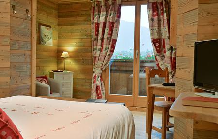 Hotel Le Morillon slide 4