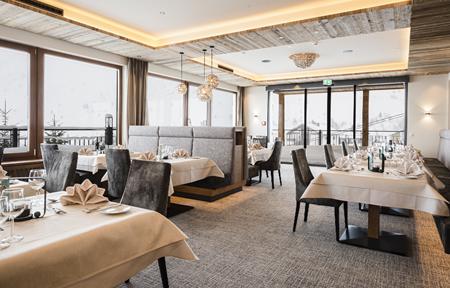 Hotel Almhof slide 3