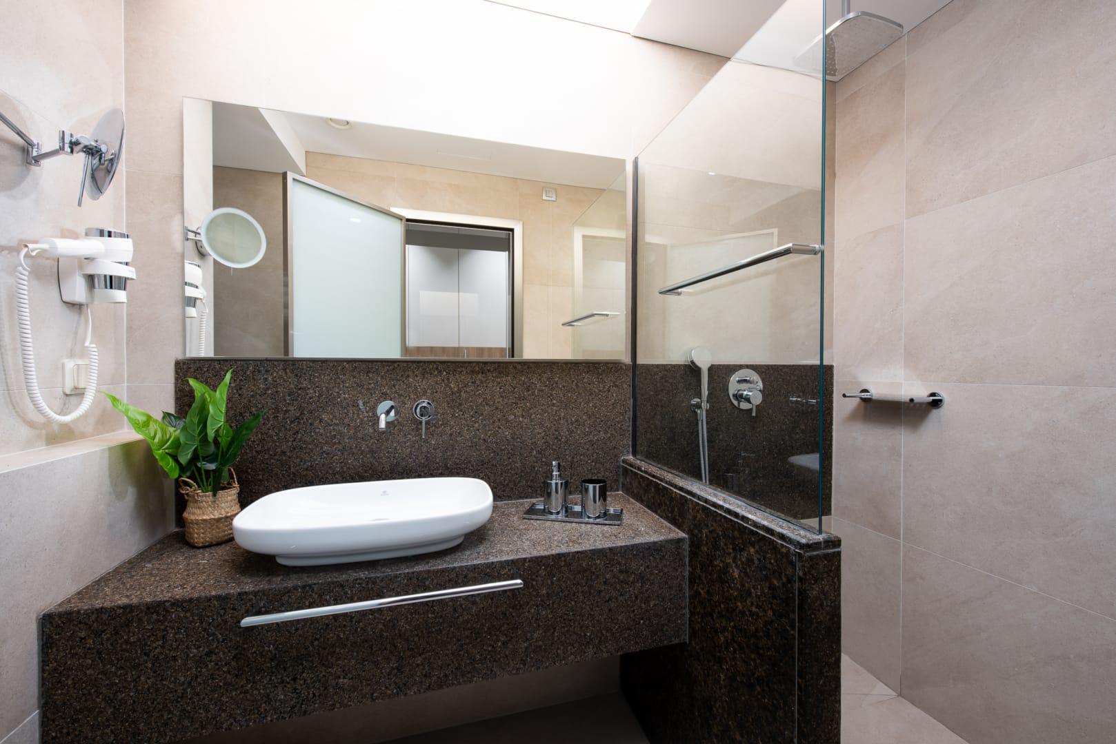 Olympic Star Beach Hotel  slide 4