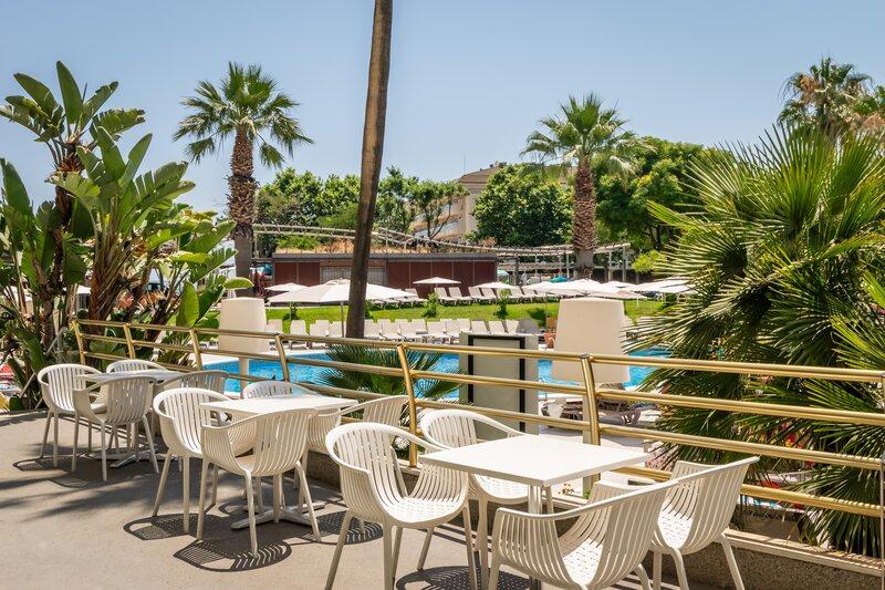 Hotel ALEGRIA El Mar slide 4