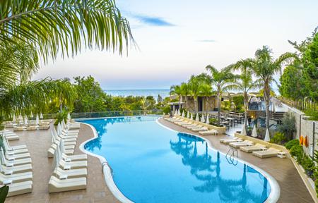 Hotel Michell - Voksenhotel slide 1