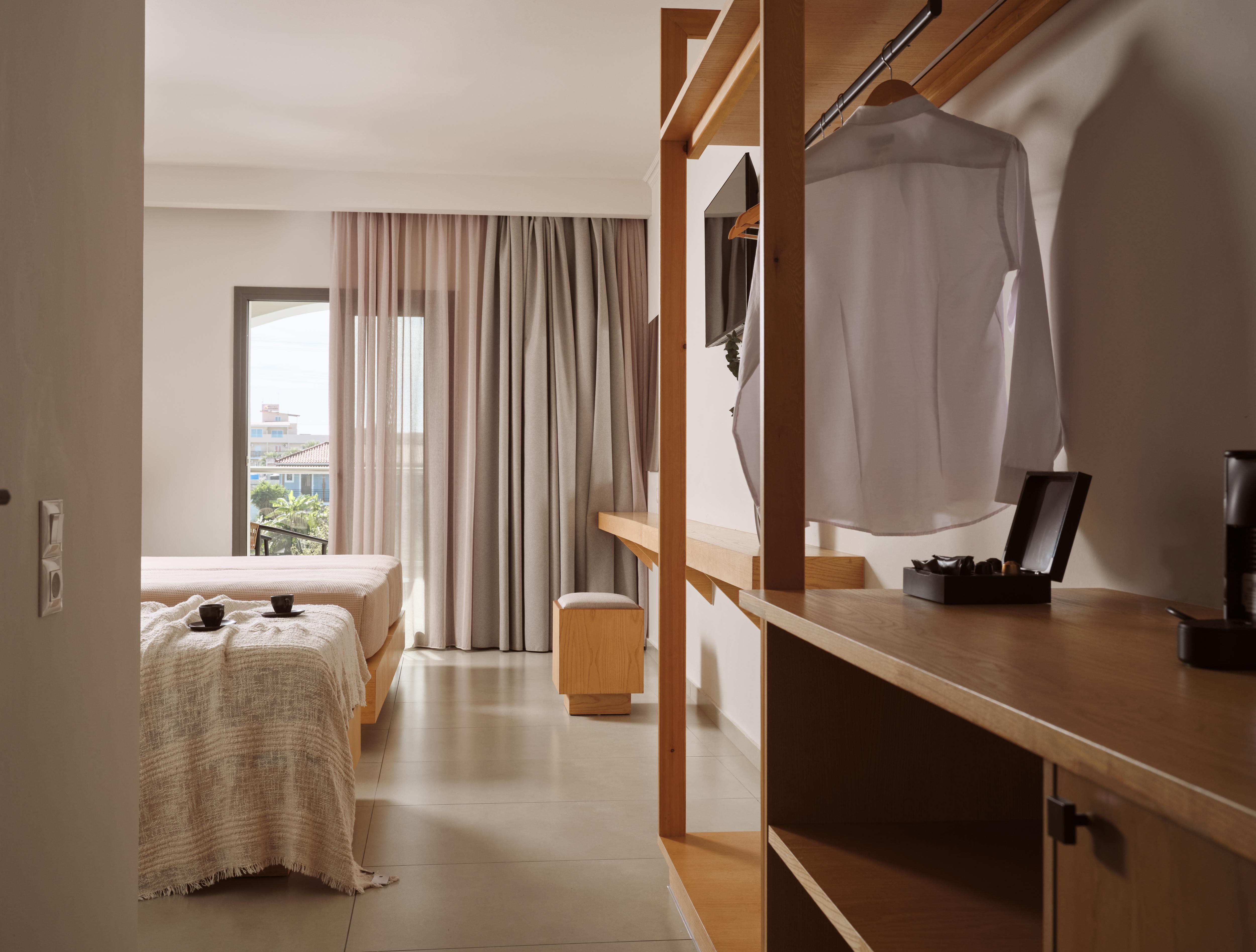 Zante Atlantis Hotel slide 4