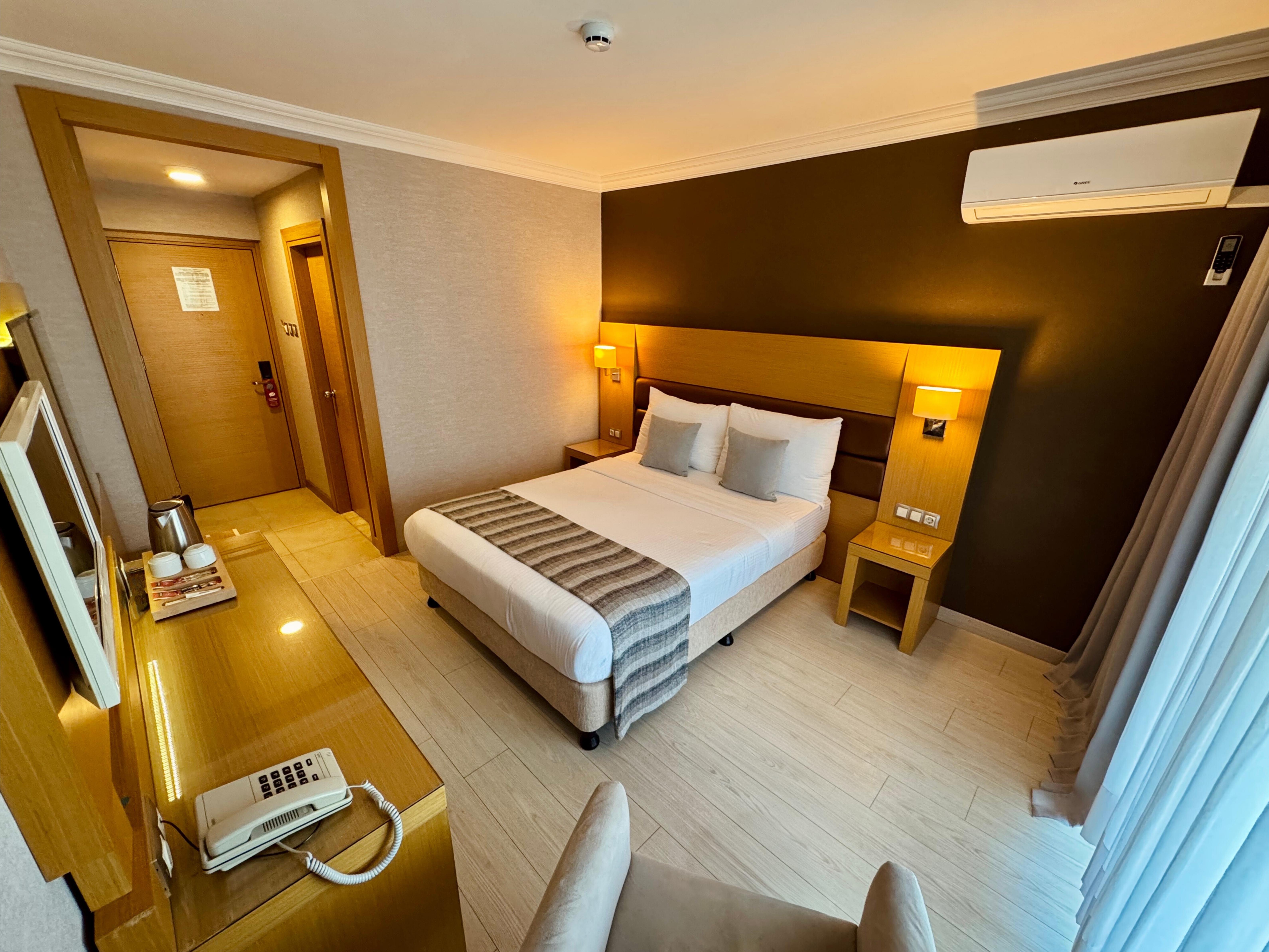 Hotel Blue Bay Style slide 3