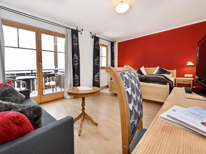 Hotel Gasthof Adler slide 2