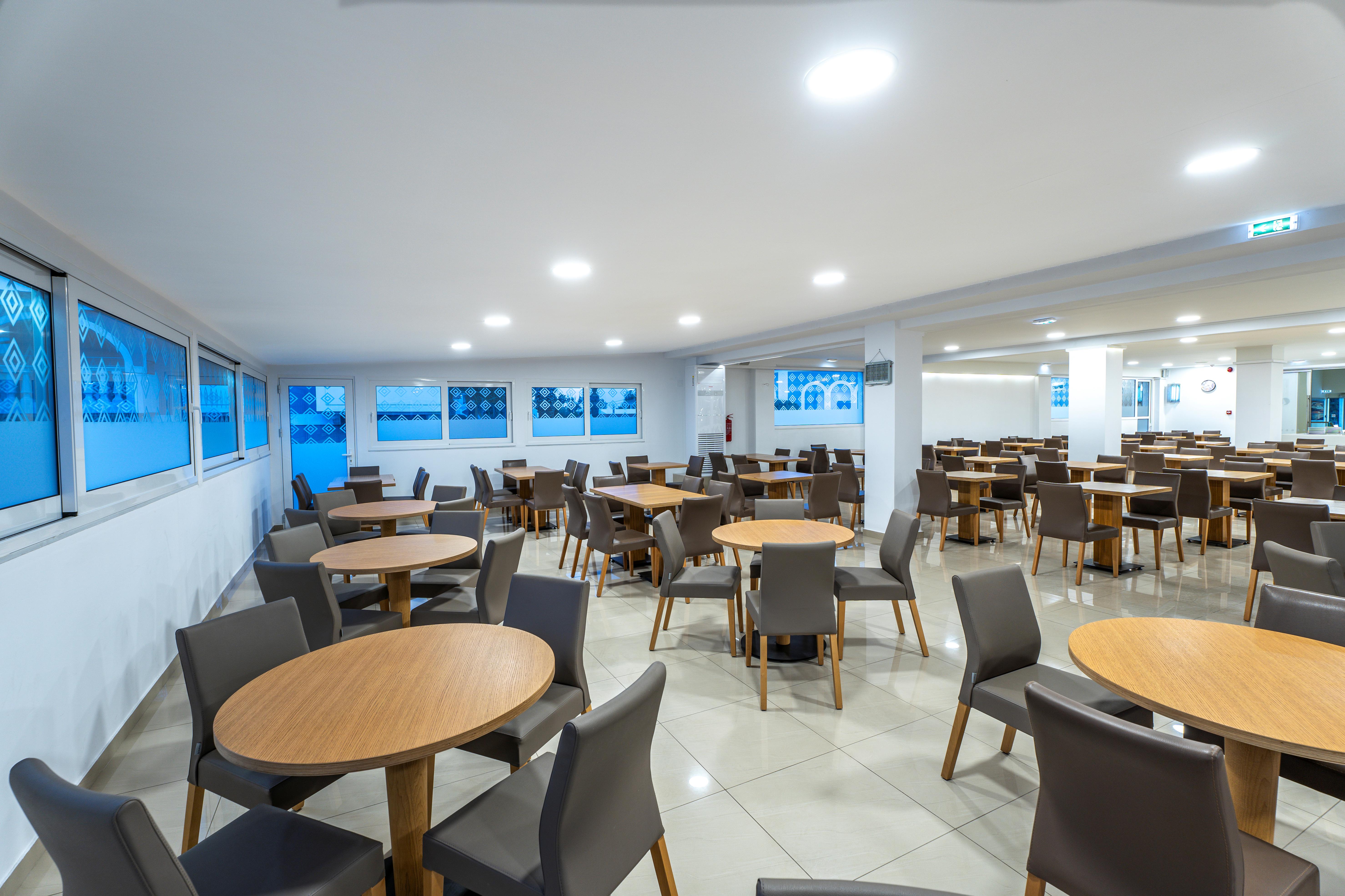 Hotel Golden Sun slide 5