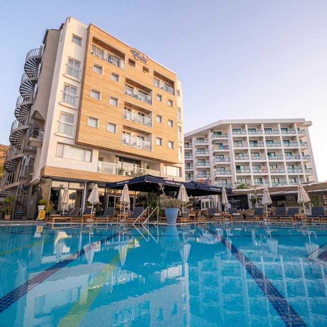 Hotel Cettia Beach Resort