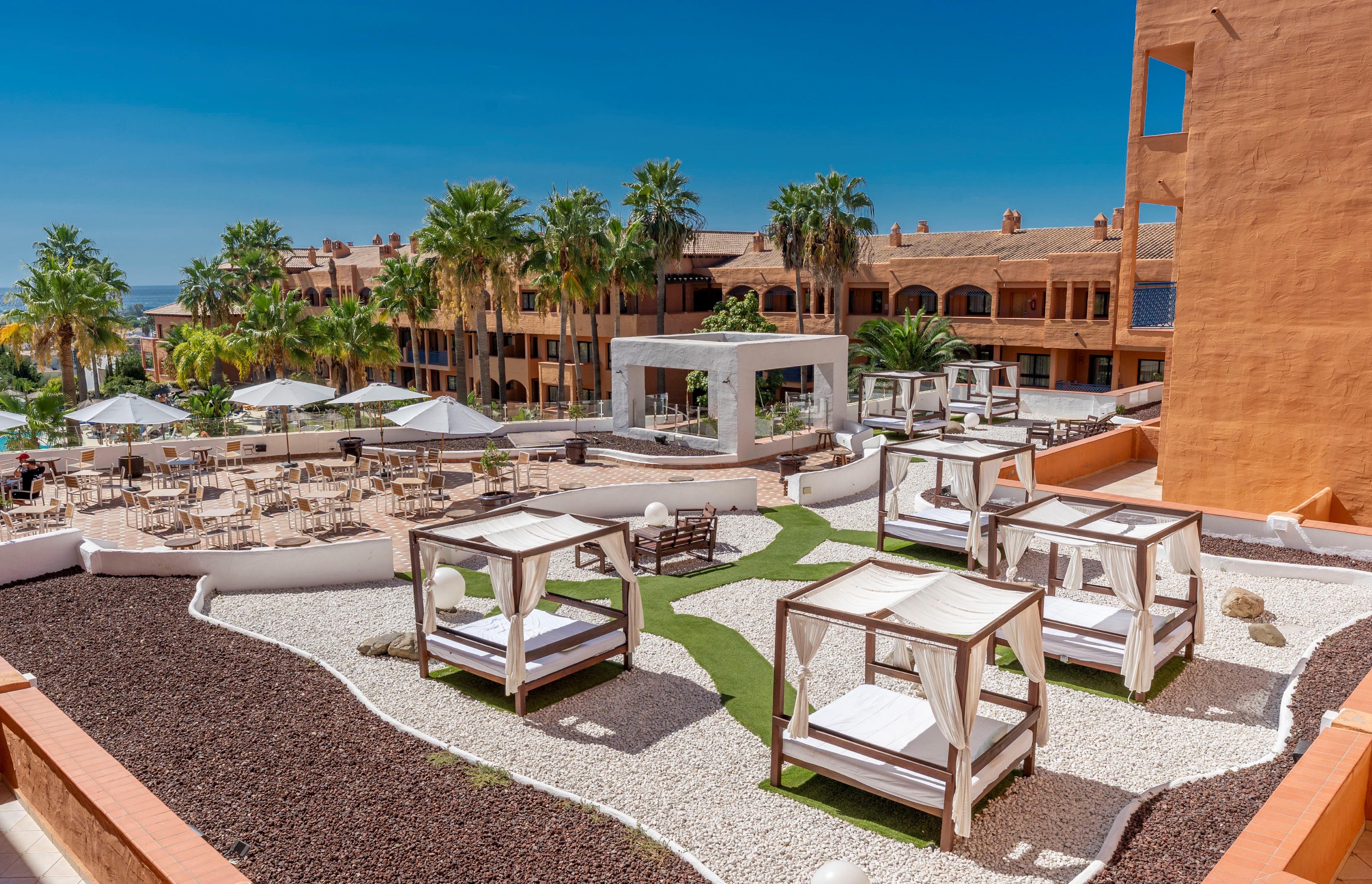 Bakour Oh Nice Costa del Sol slide 2