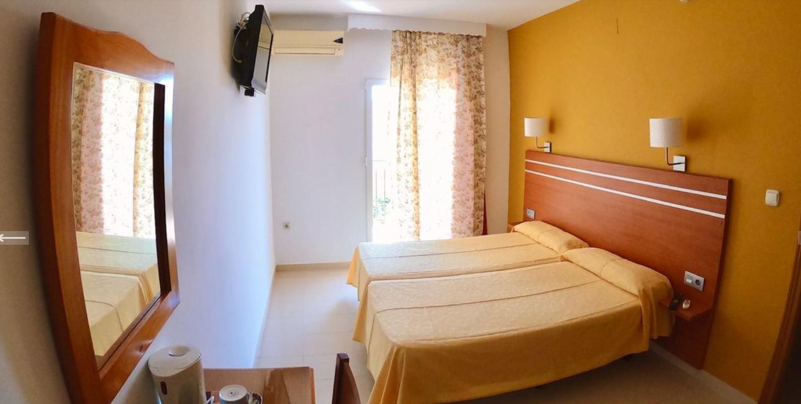 Hotel Carmen Teresa slide 5