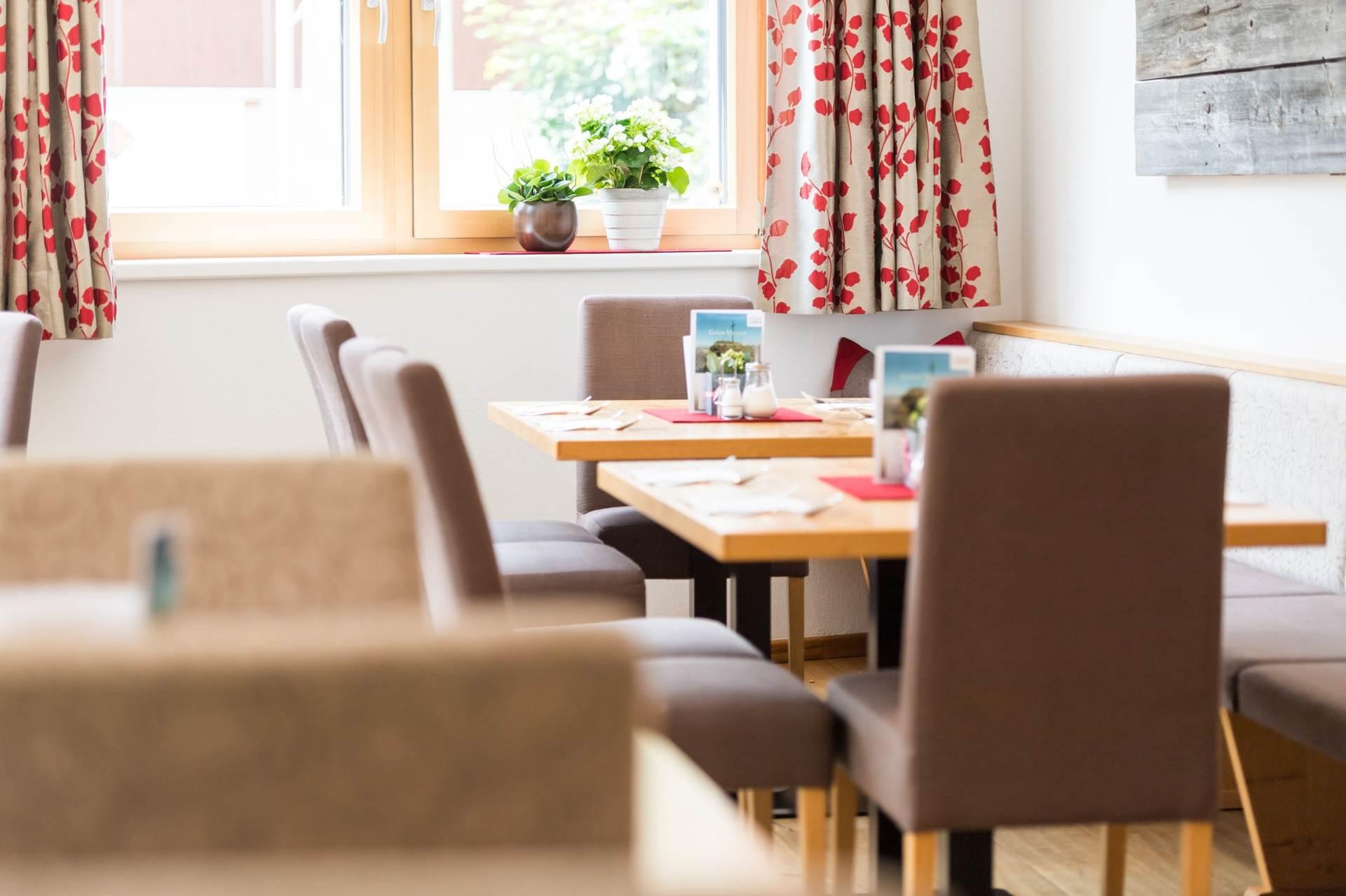 Anthonys Peaks & Pillows - Hotel slide 4