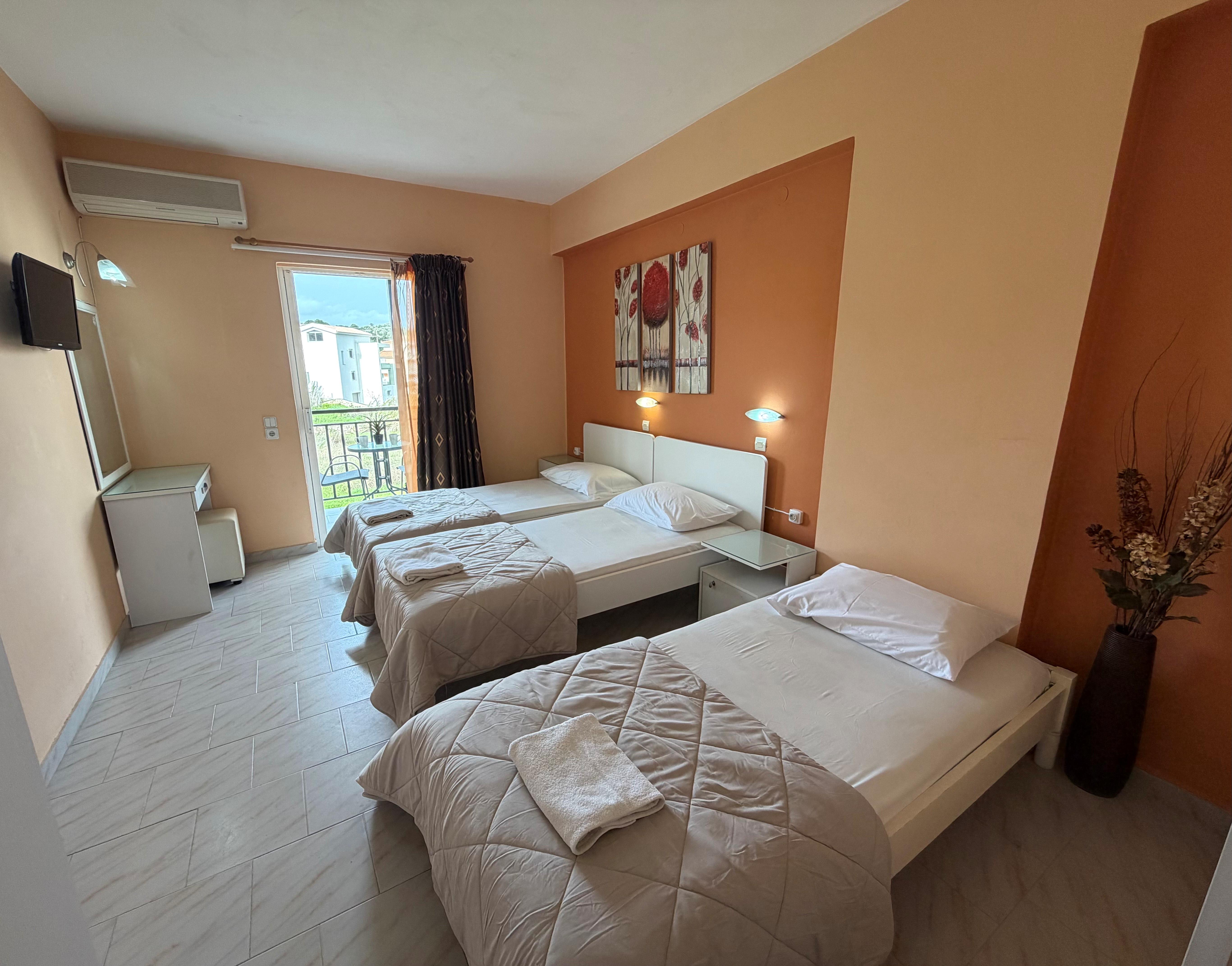 Studio’s Athina – Argassi  slide 2