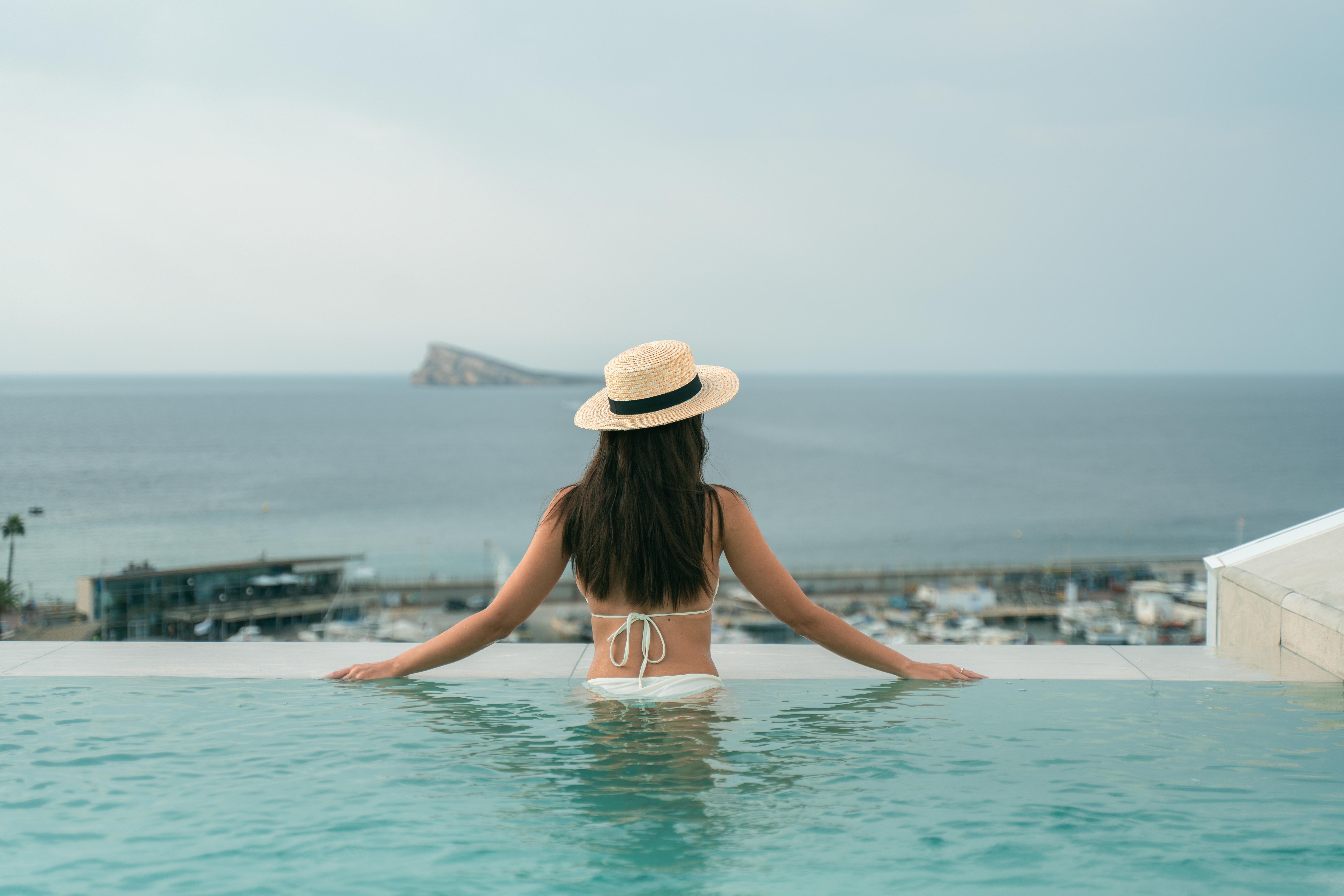 Hotel Villa España slide 2