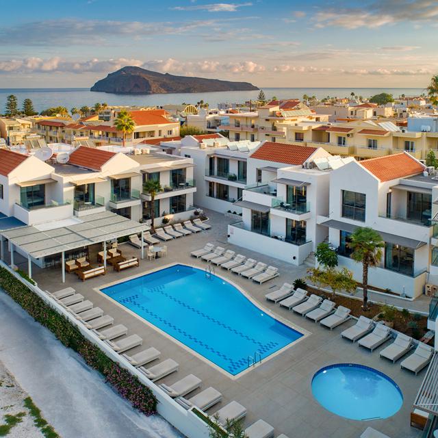 Apartments Oscar Suites & Village