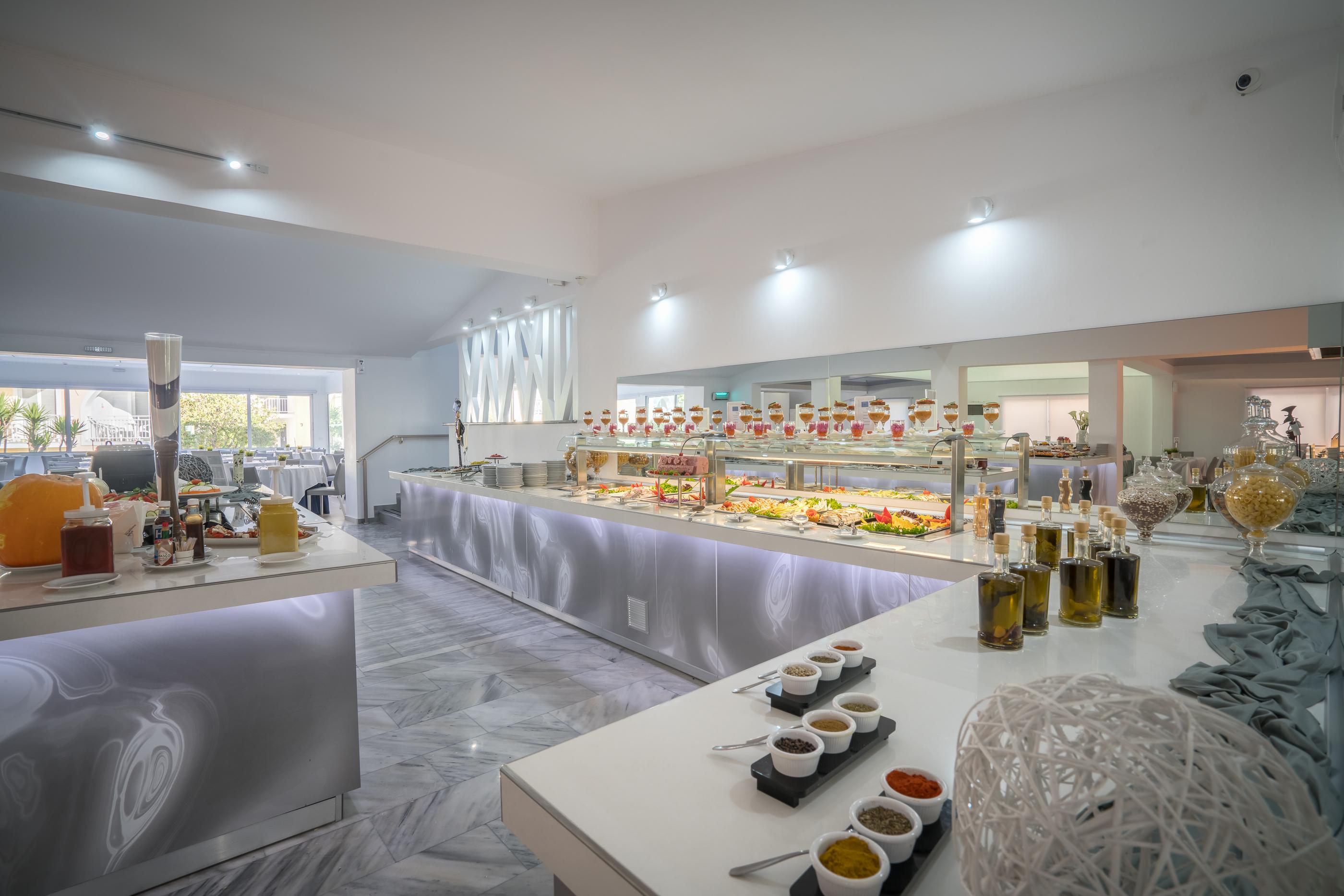 Hotel Diana Palace slide 5