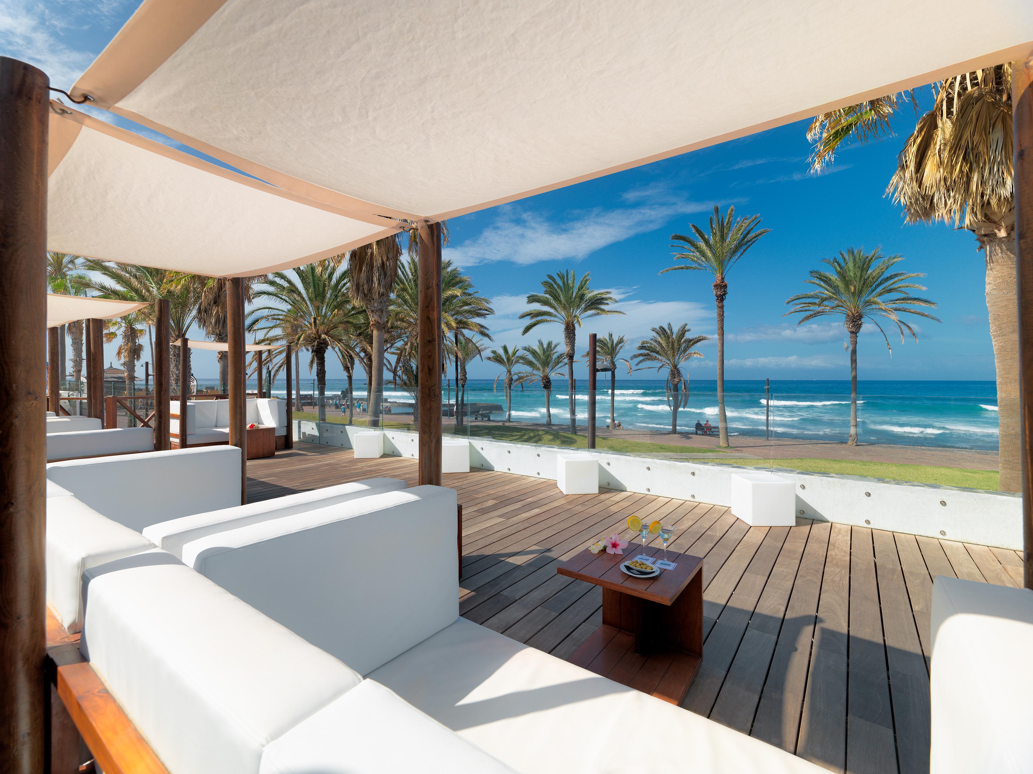 Hotel H10 Conquistador slide 4