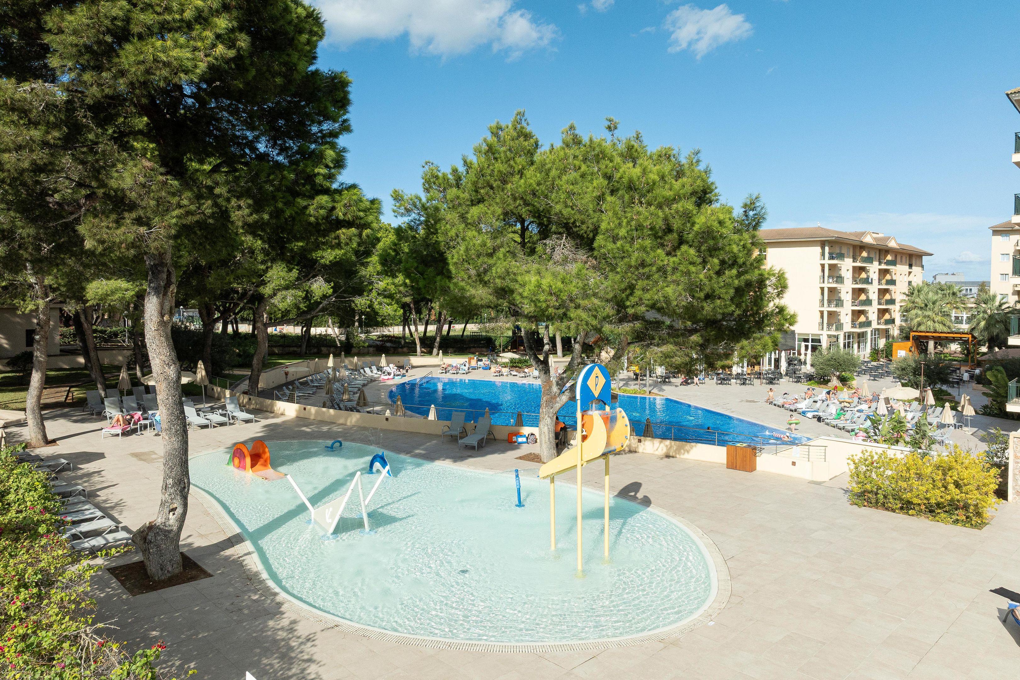 Can Picafort Palace slide 2