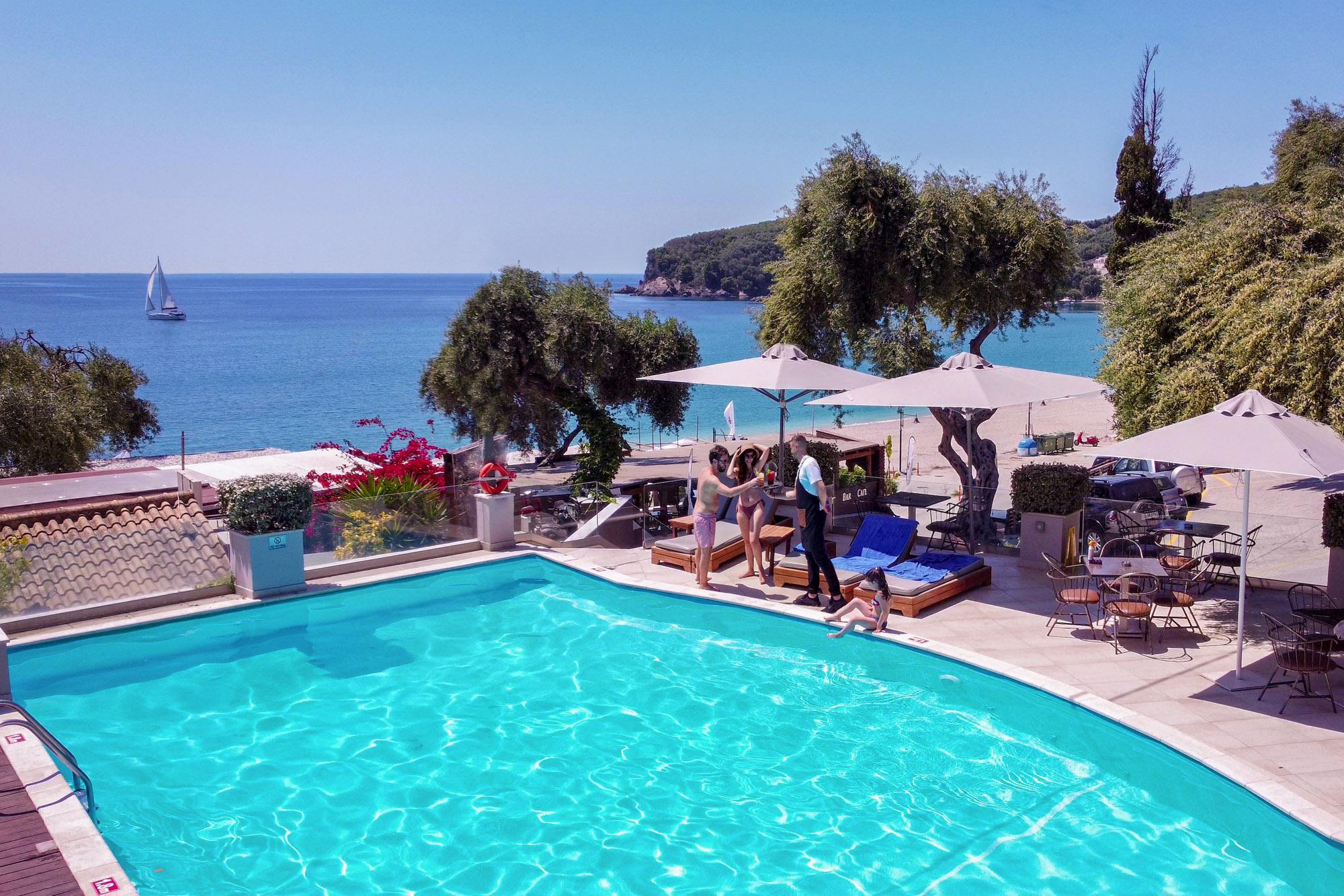 Valtos Beach Hotel slide 2