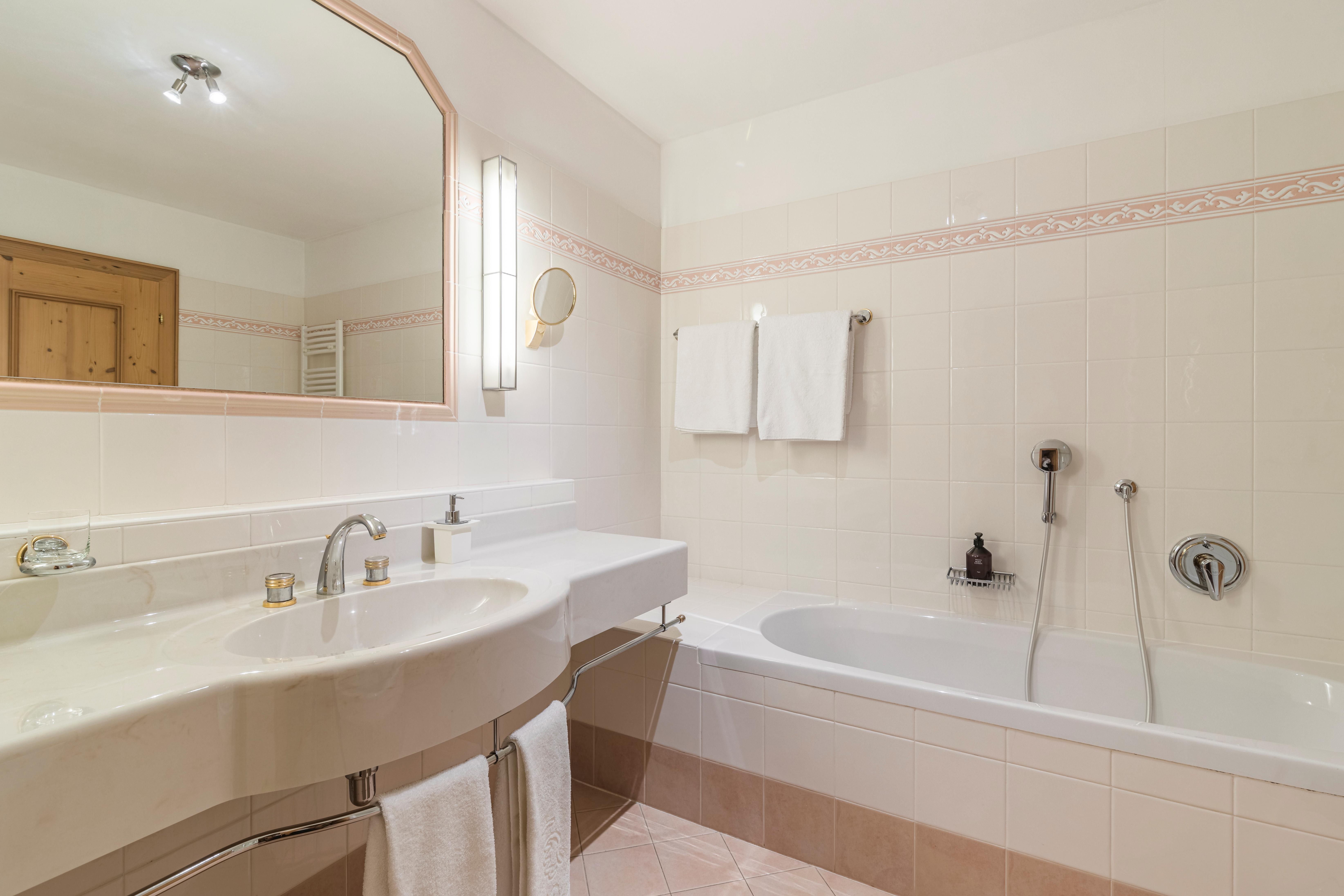 Hotel Engel Gourmet & Spa slide 5