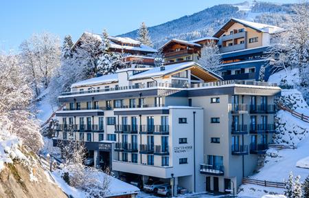 Hotel Wagrainerhof Centerhouse slide 1